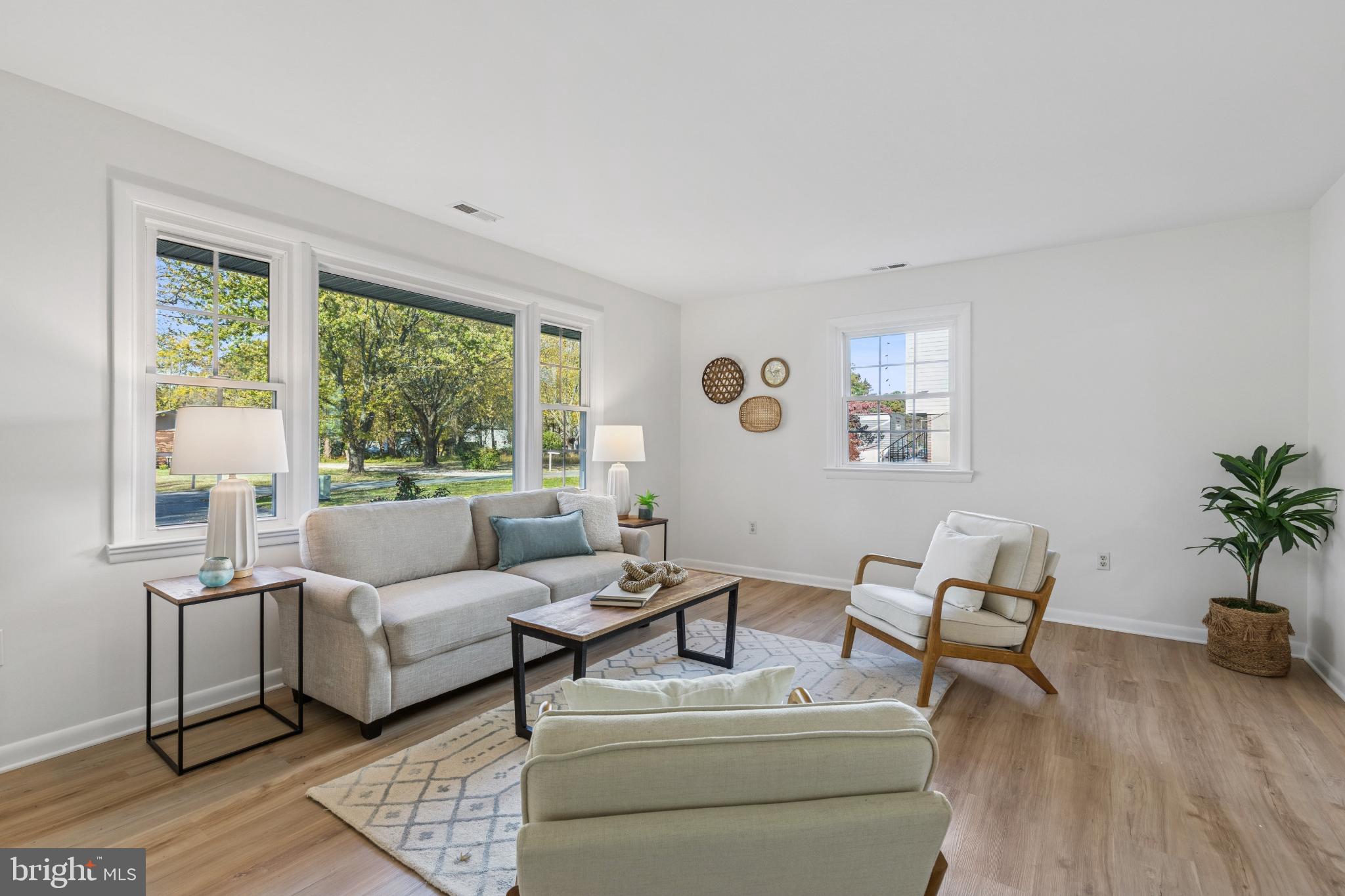 ROMANCOKE ON THE BAY - Residential