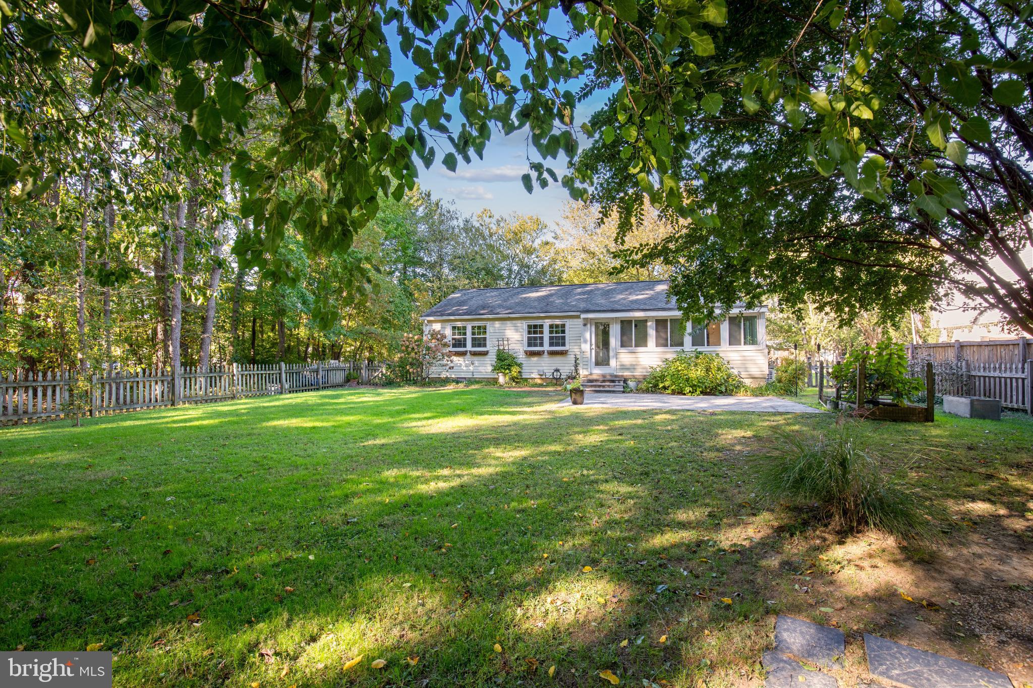 ROMANCOKE ON THE BAY - Residential