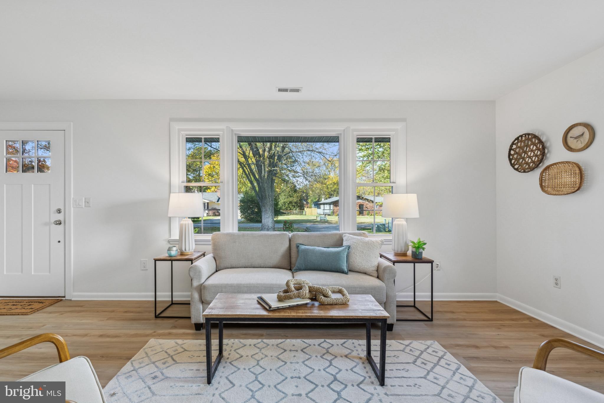 ROMANCOKE ON THE BAY - Residential