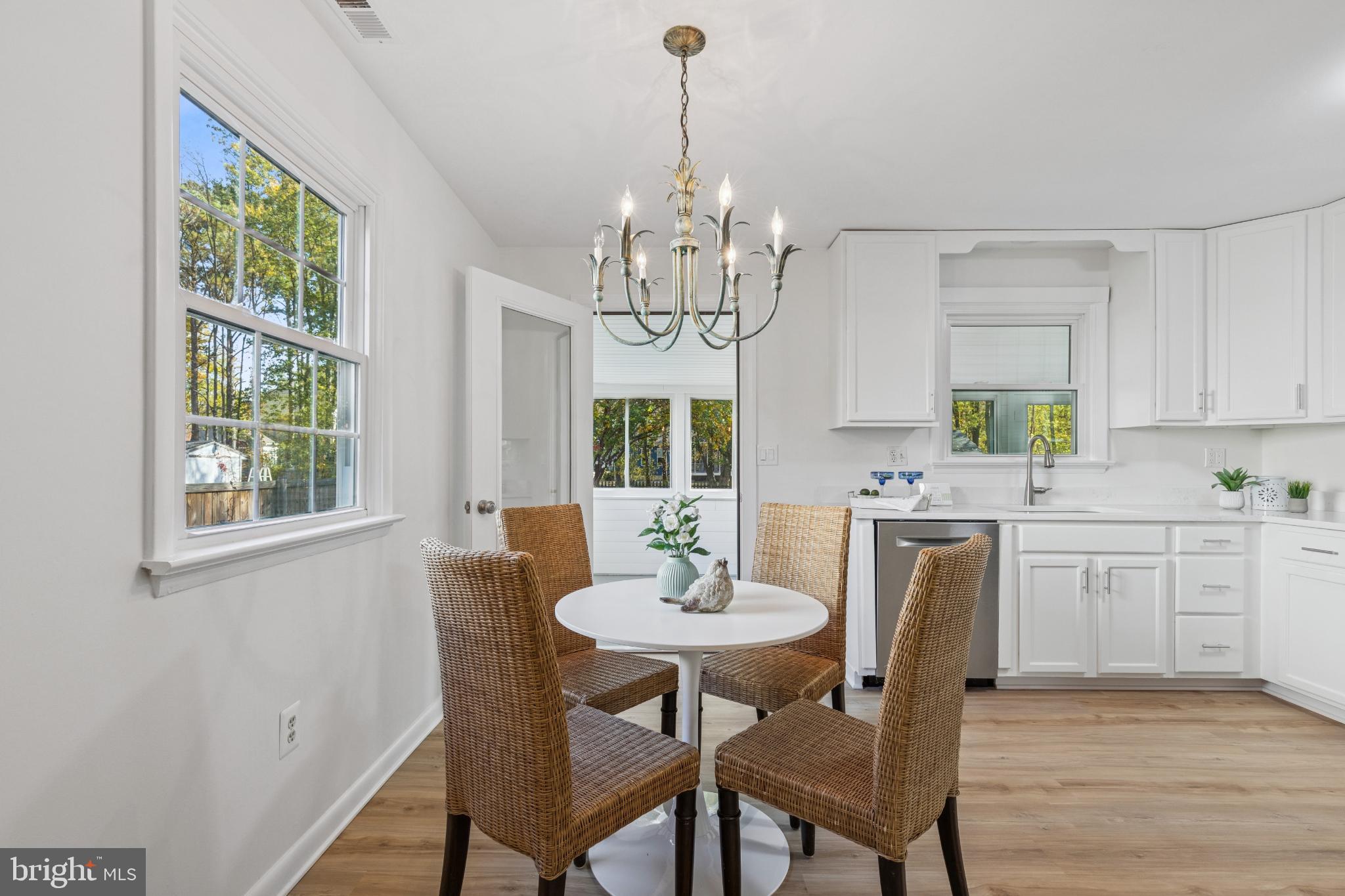 ROMANCOKE ON THE BAY - Residential