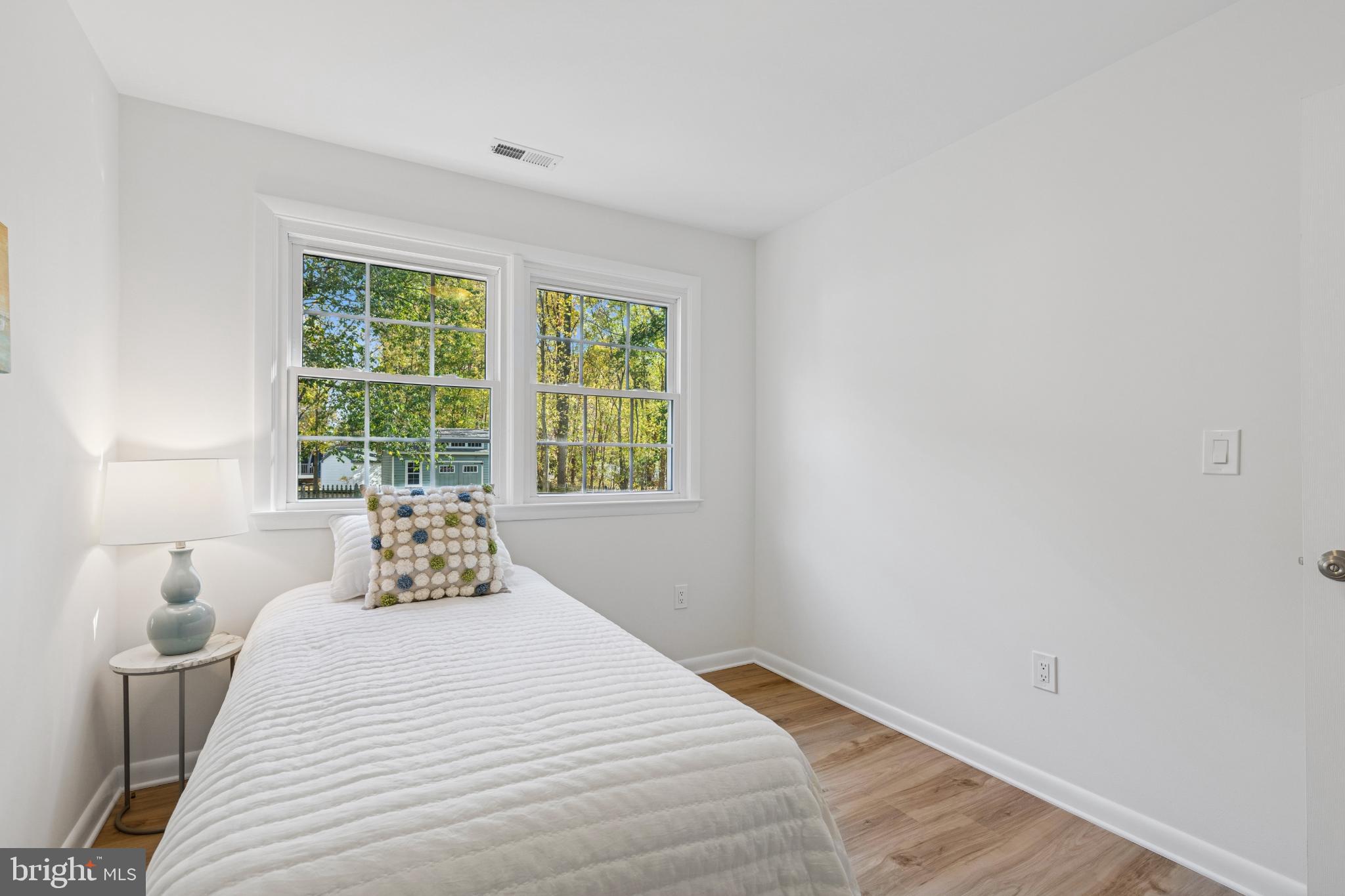 ROMANCOKE ON THE BAY - Residential