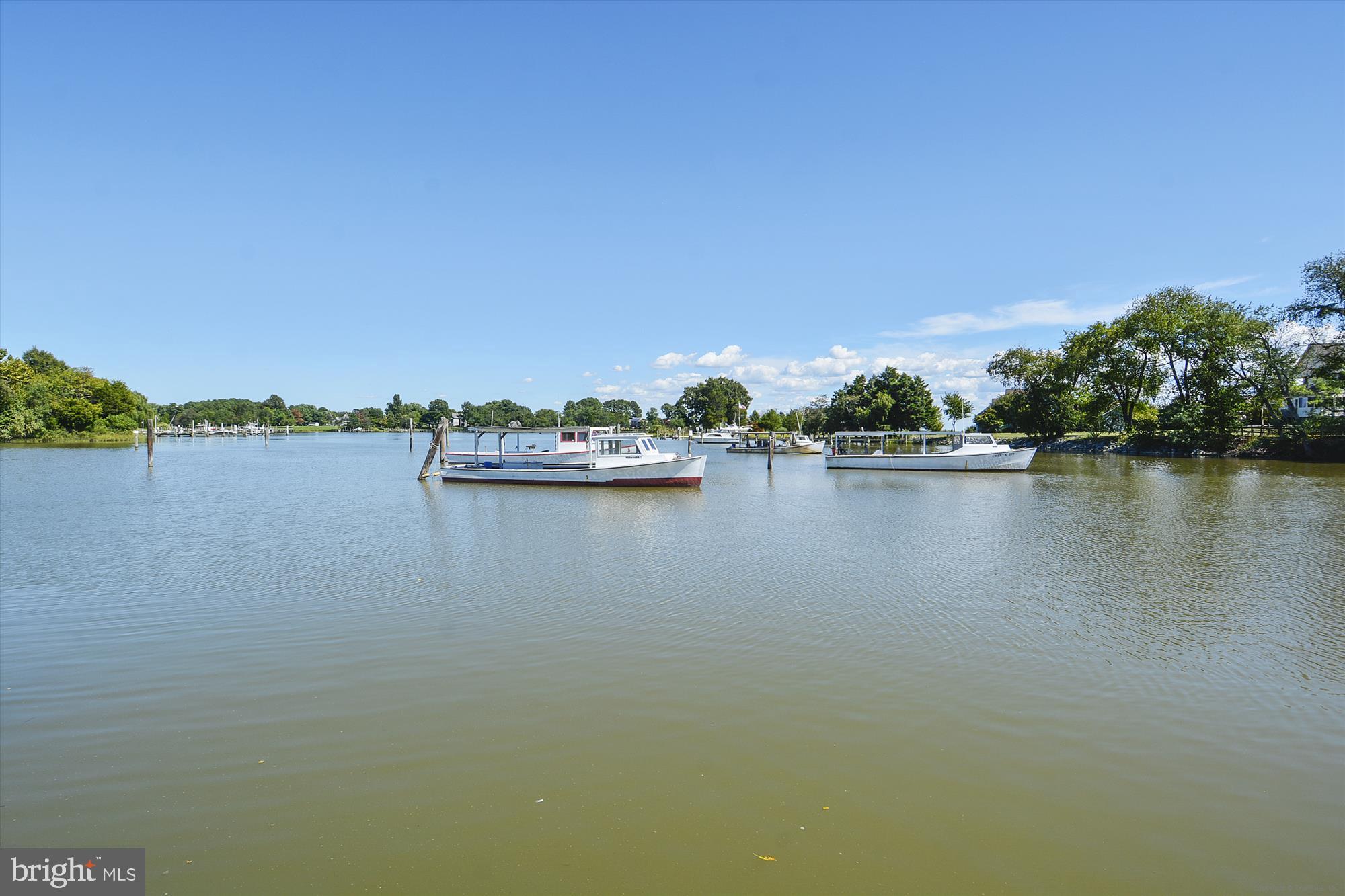 ROMANCOKE ON THE BAY - Residential