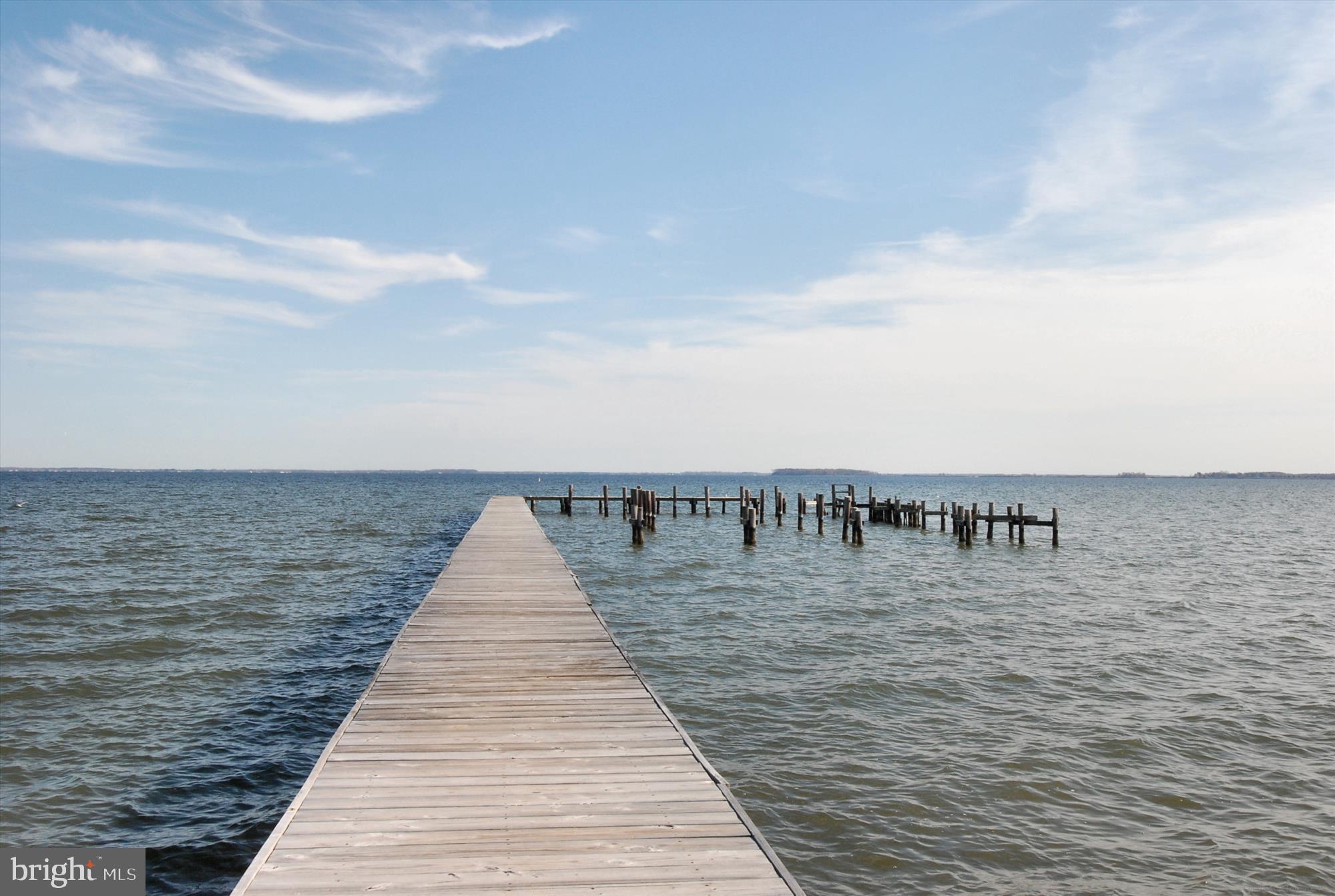 ROMANCOKE ON THE BAY - Residential