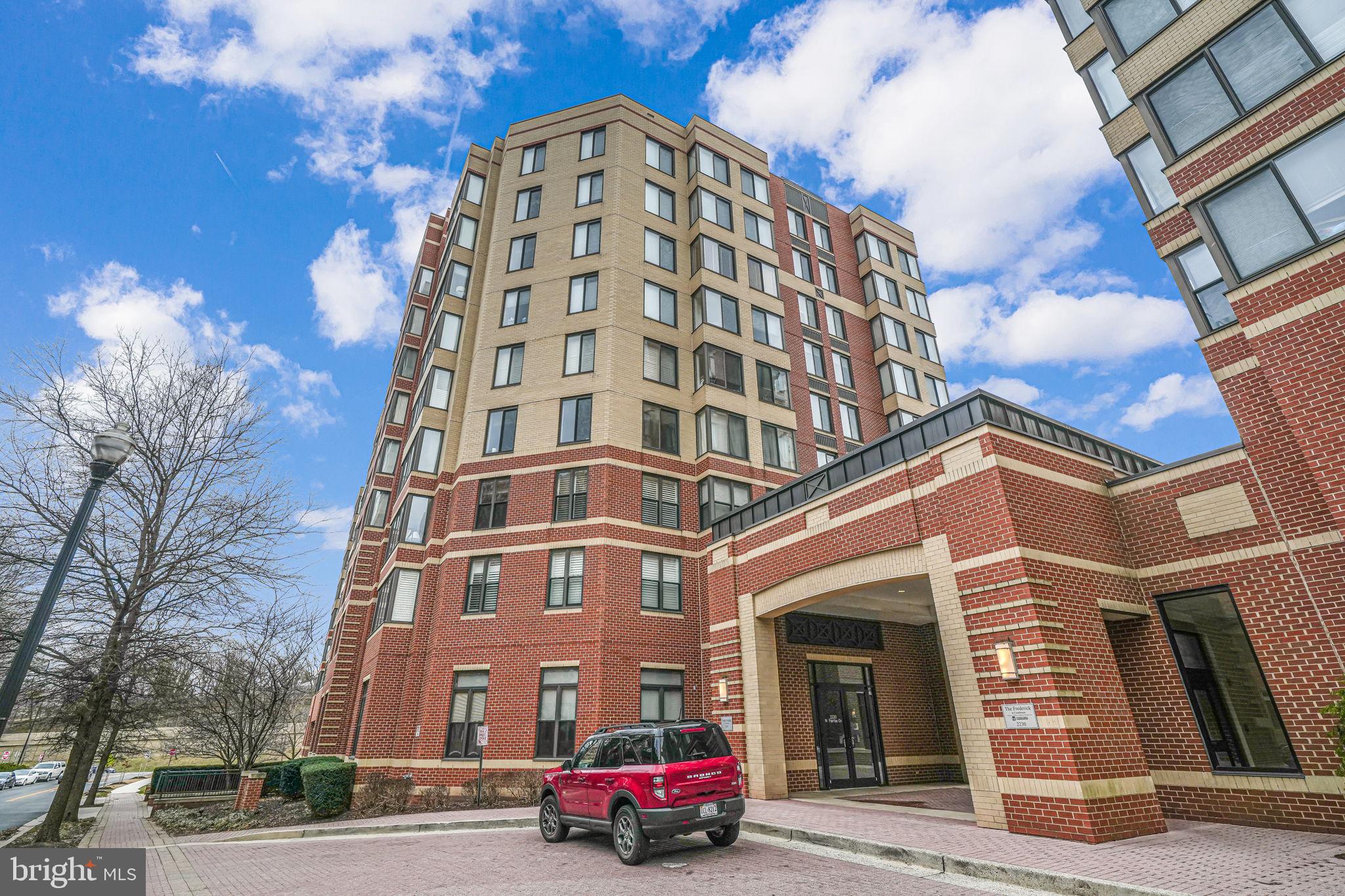 THE PARK AT COURTHOUSE - Residential