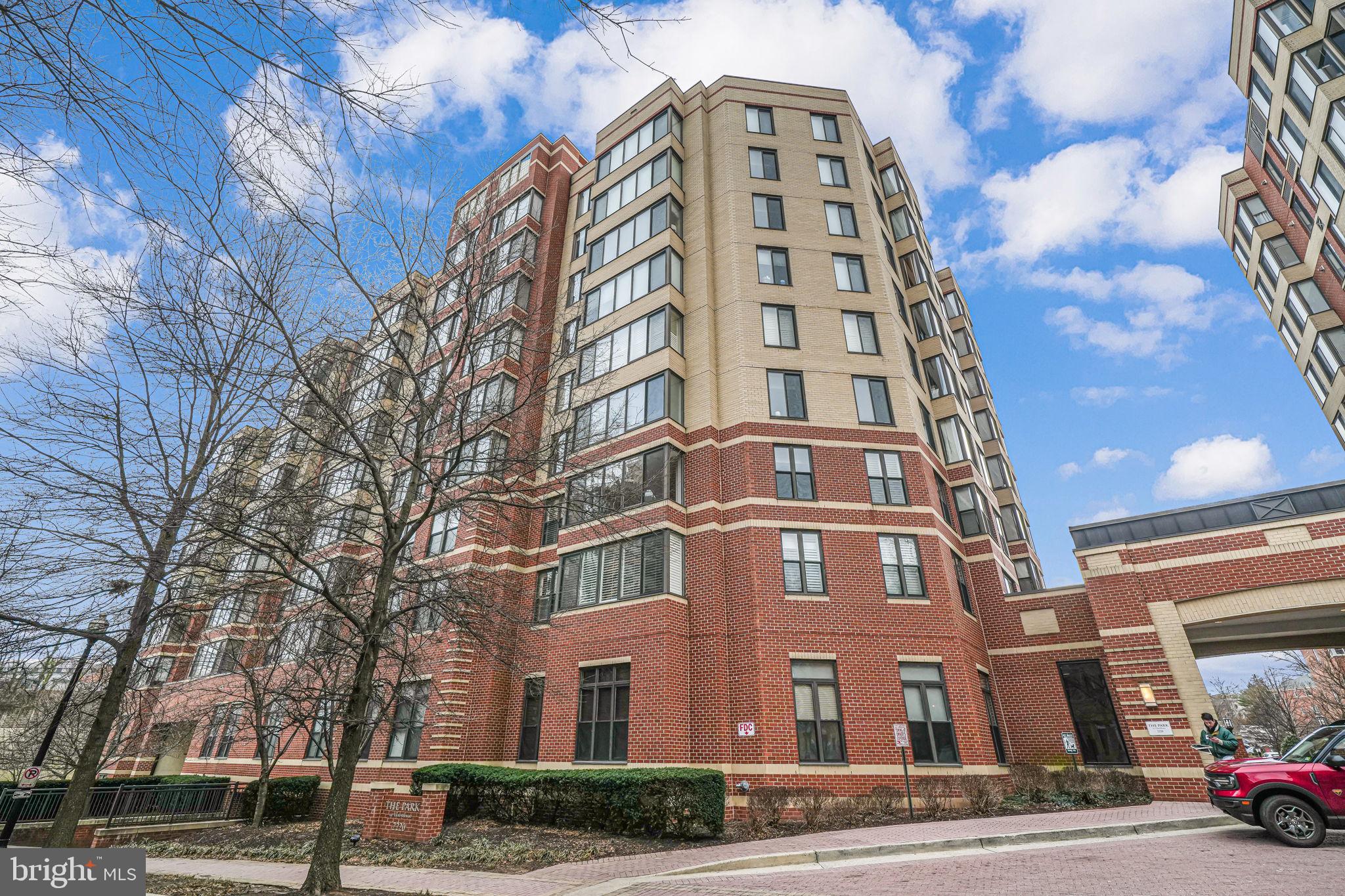 THE PARK AT COURTHOUSE - Residential