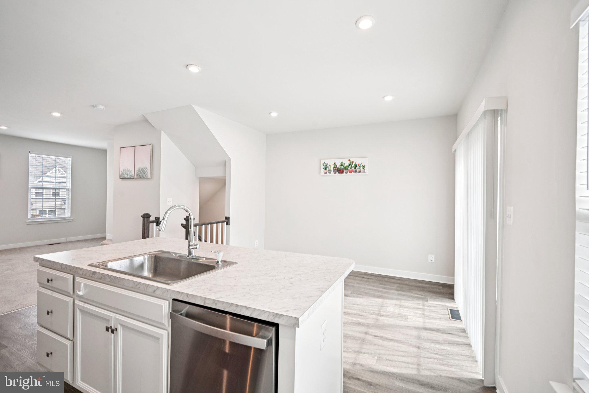 WHITEWOOD VILLAGE - Residential