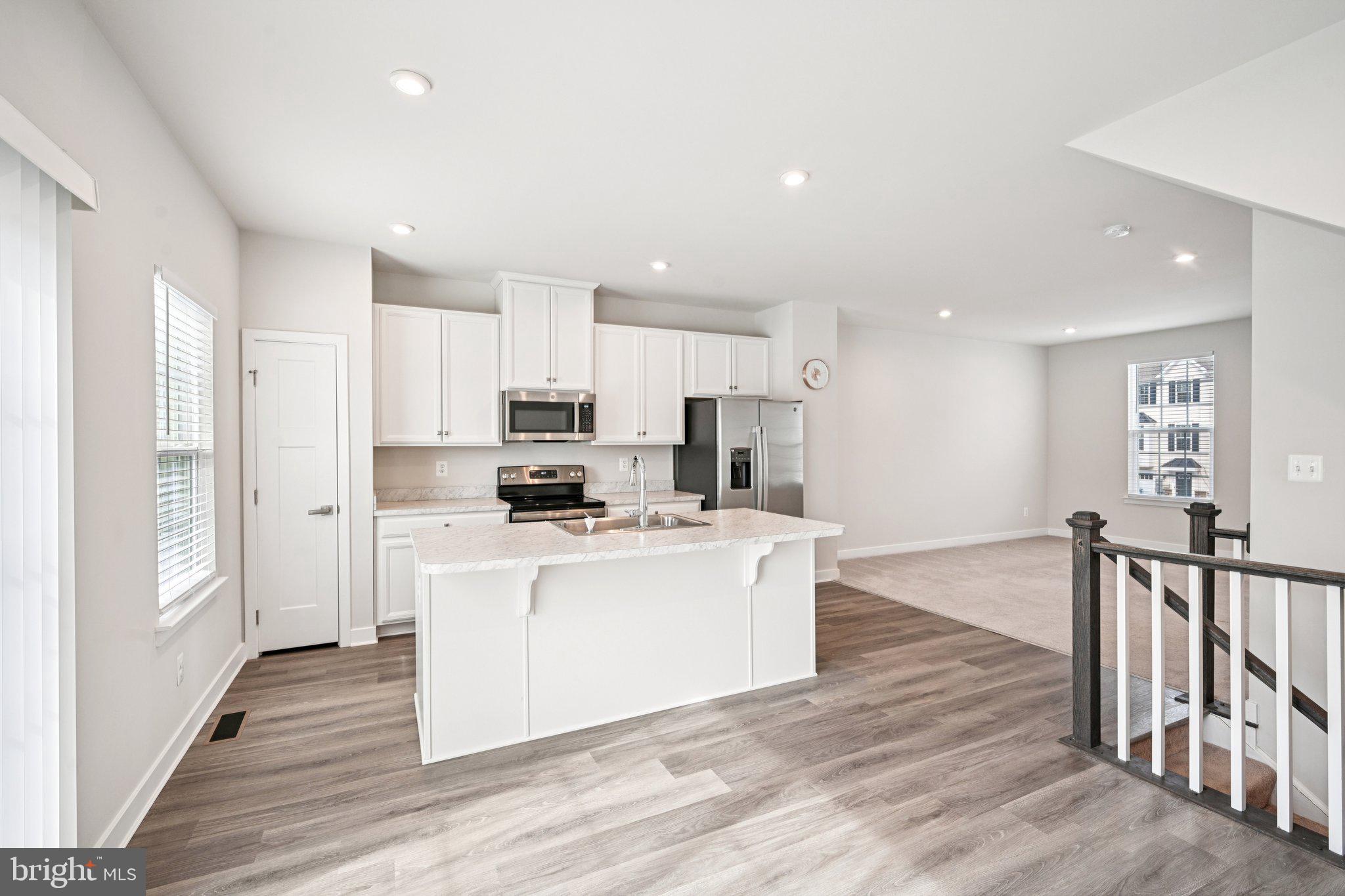 WHITEWOOD VILLAGE - Residential