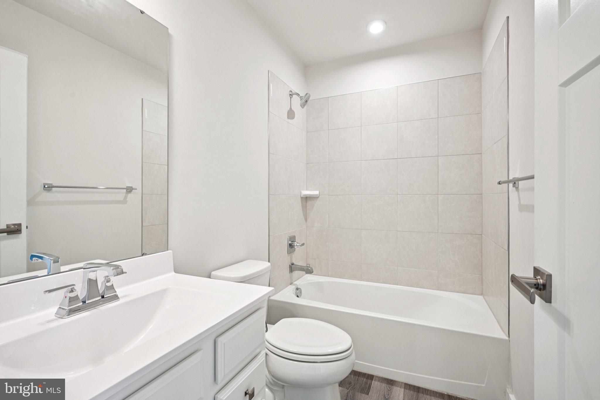 WHITEWOOD VILLAGE - Residential