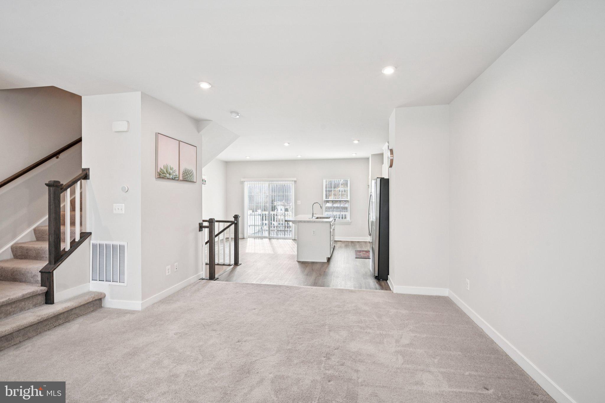 WHITEWOOD VILLAGE - Residential