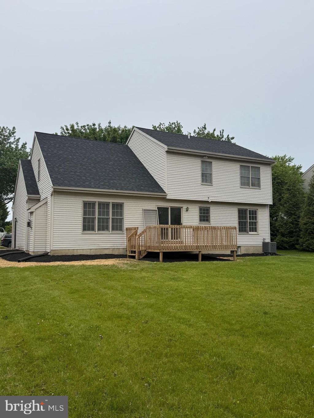Photo of 115 Saybrooke Drive, LITITZ, PA 17543 (MLS # PALA2087956)