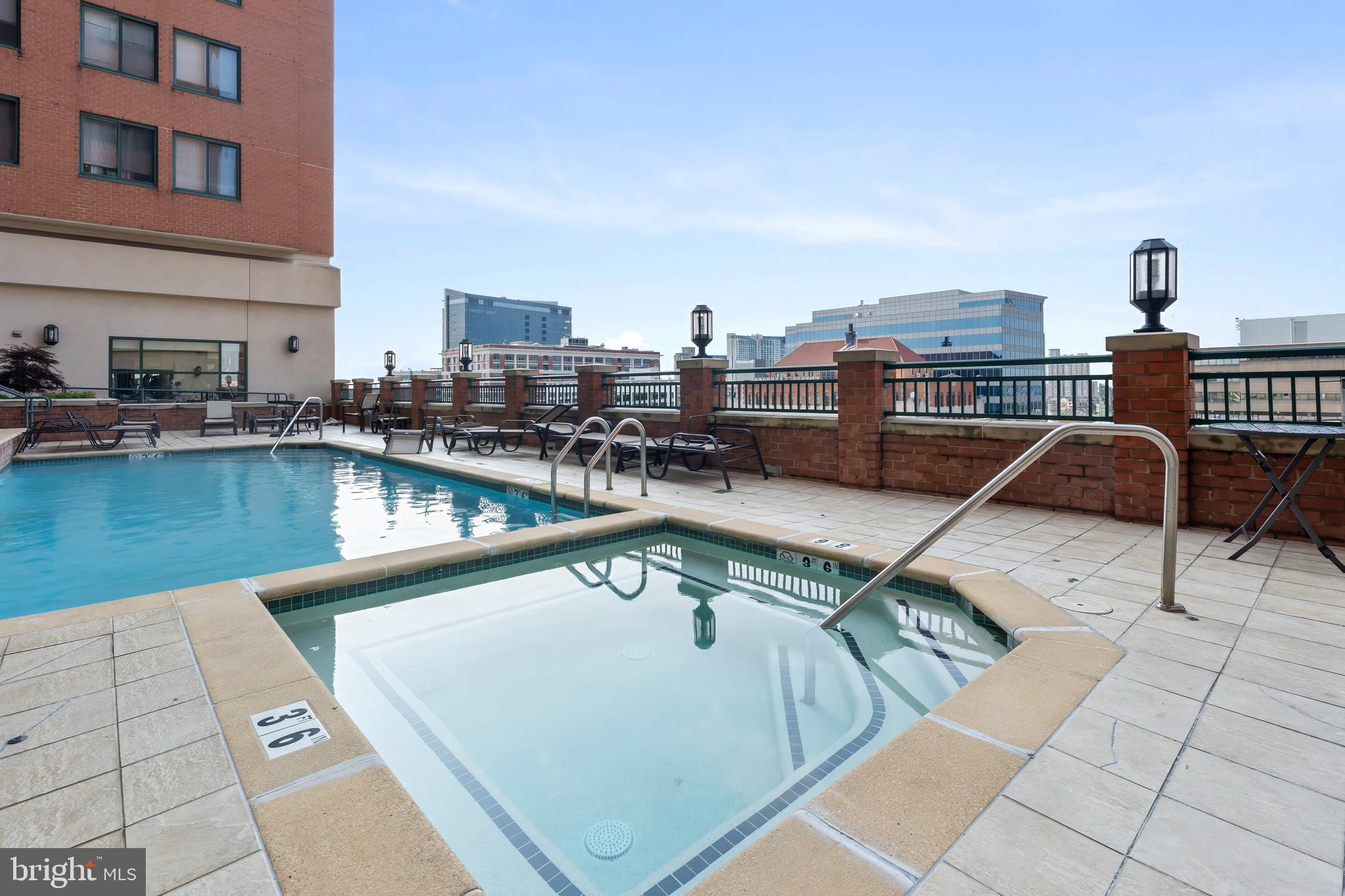 INNER HARBOR - Residential