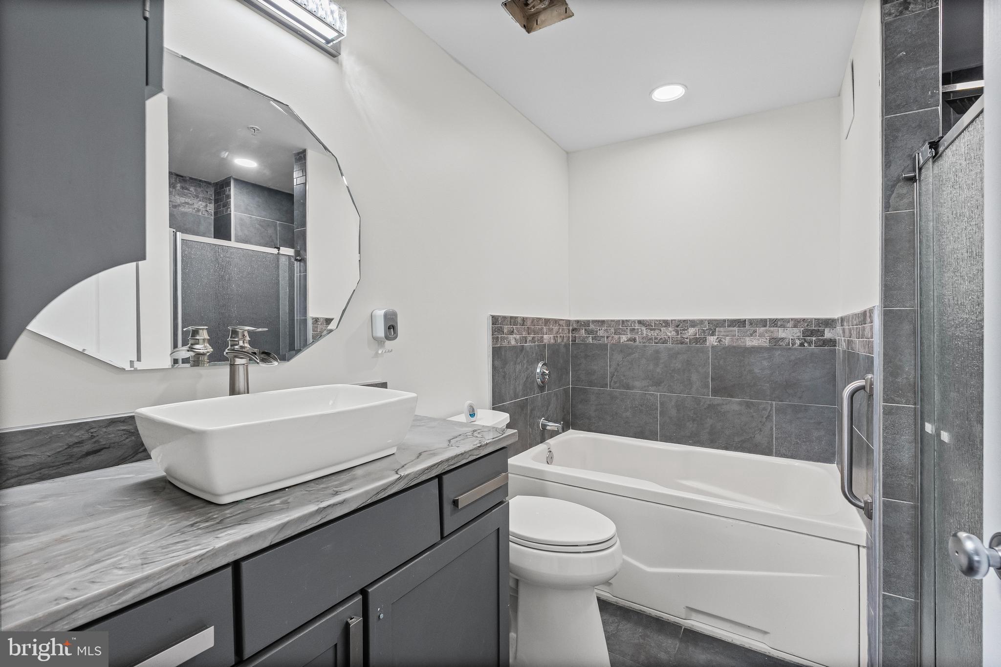 INNER HARBOR - Residential