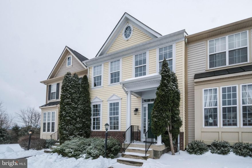 This fabulous 3-4 bedroom/3.5 bath townhome offers a dream commuter location with spectacular MOUNTAIN VIEWS–located on an award-winning golf course! Just over 2 miles from I-66 W and less than 10 miles to I-81, this over 2,500+ sq ft living area townhome has countless upgraded finishes including hardwood floors, granite countertops, ceramic bathrooms, 9+ ft ceilings and upgraded cabinetry. The main level features chair railing, crown molding, columns, gas fireplace, breakfast bar/island, large pantry, newer microwave, programmable thermostat and gas appliances. A 12’x12’ rear deck constructed with maintenance free Procell/Azek decking has fabulous mountain views. On the second floor, the luxury primary bedroom features a vaulted ceiling, huge walk-in closet, and vaulted bathroom (with double sinks, ceramic tile,glass doored shower, and soaking tub with mountain views). Additionally, there are two more bedrooms, another full bath (with double sinks and linen closet), as well as a laundry area (with a conveying newer washer and dryer). The lower-level features a completely finished, bright room (that could be used as a secondary owner's suite/4th bedroom) with sliding door access to the rear yard, and is an ideal recreation room, office, or additional bedroom. Another full bath and huge storage room (that could be another guest room or office) complete the lower level. Located adjacent to Blue Ridge Shadows Golf Course and Front Royal’s Double Tree by Hilton Hotel/Houlihan’s Restaurant property, it’s also less than 3 miles from a commuter parking lot, the Riverton shopping centers, I-66 Exit 6, and only approximately ten minutes from I-81. Home warranty conveys! Don’t blink and miss this move-in ready showplace! See documents section (the paper icon) for HOA information. CALL FOR YOUR TOUR TODAY! FYI photos taken before paint touch up and floor refinishing!!