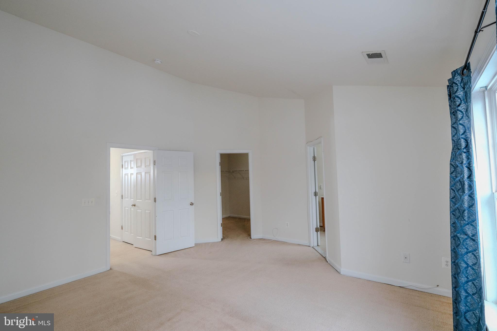 BLUE RIDGE SHADOWS - Residential