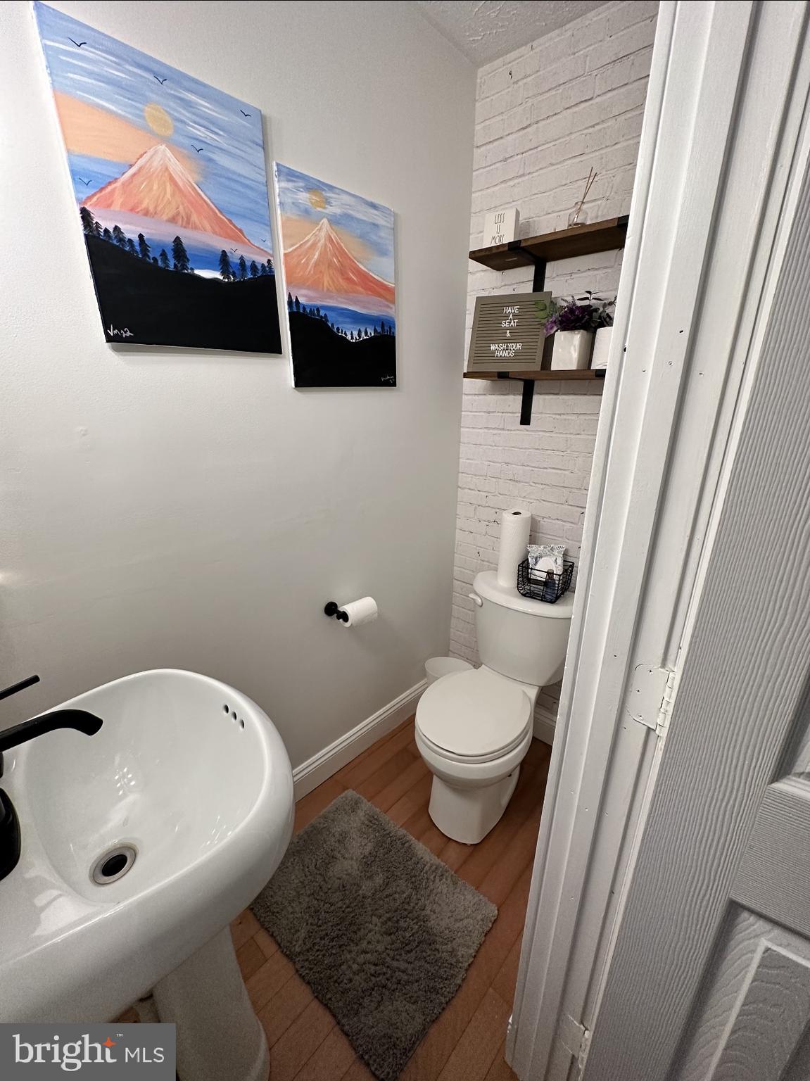 WAKEFIELD NEIGHBORHOOD - Residential