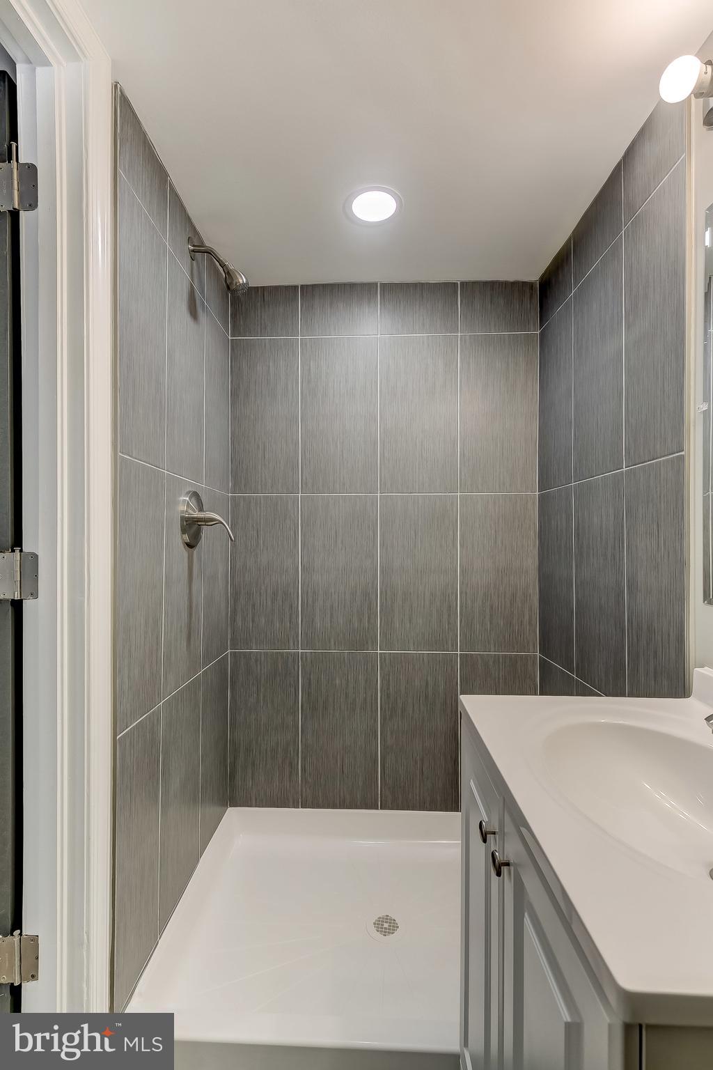 HILLEN - Residential