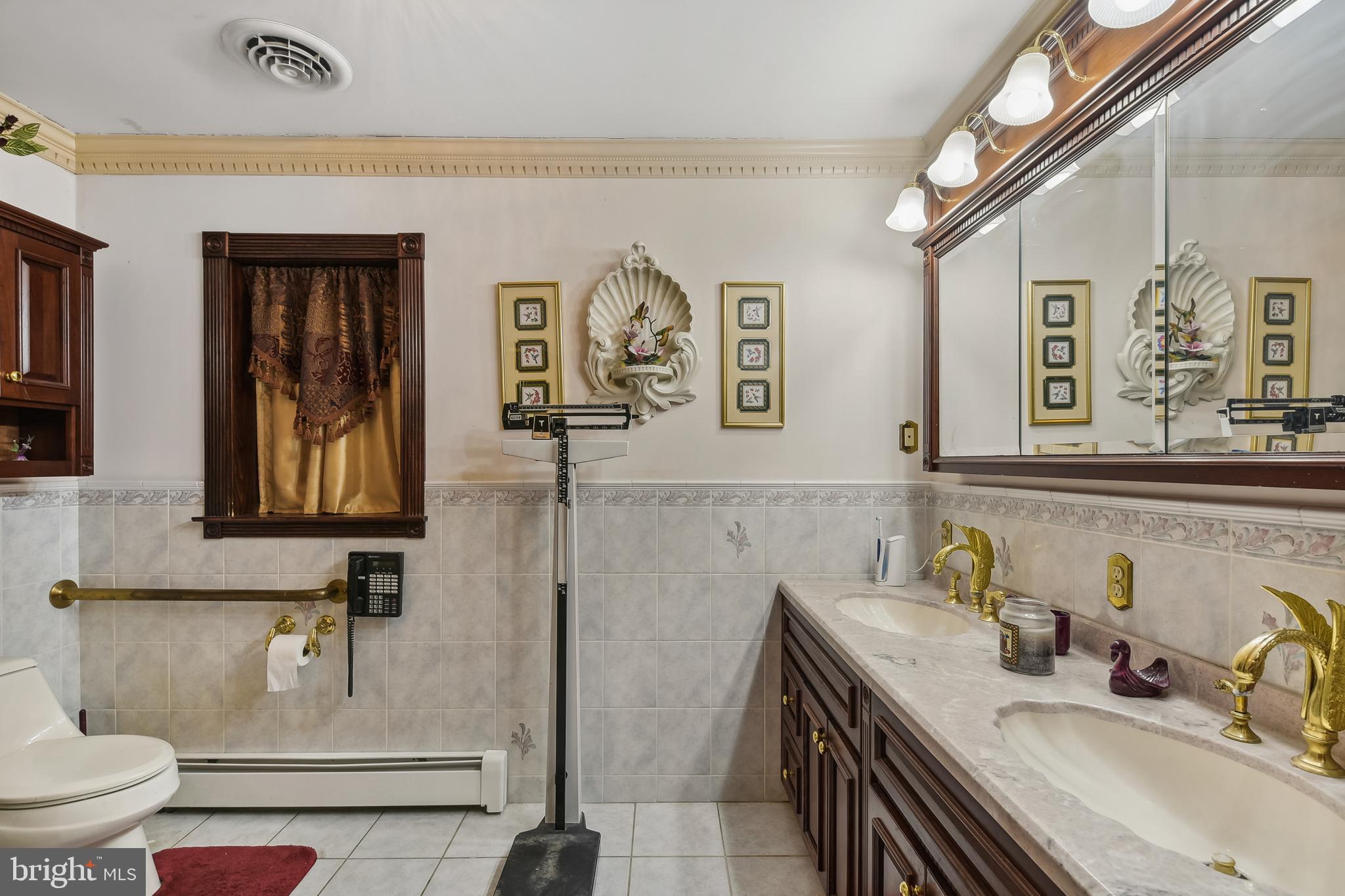 HANCES POINT - Residential