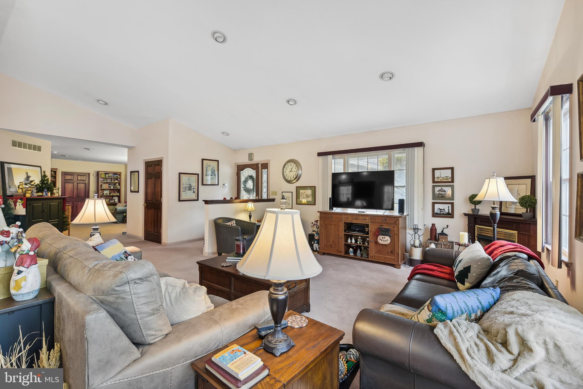 HANCES POINT - Residential