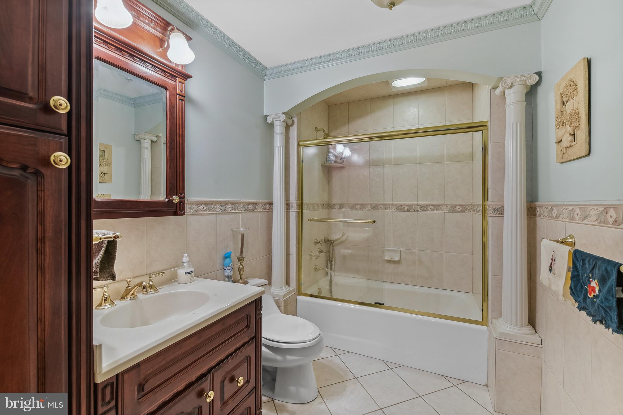 HANCES POINT - Residential