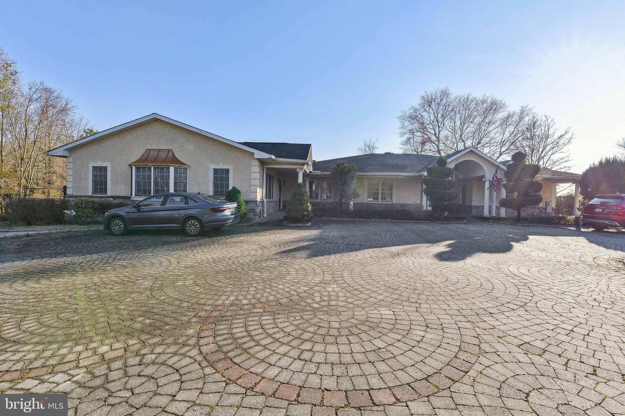 HANCES POINT - Residential