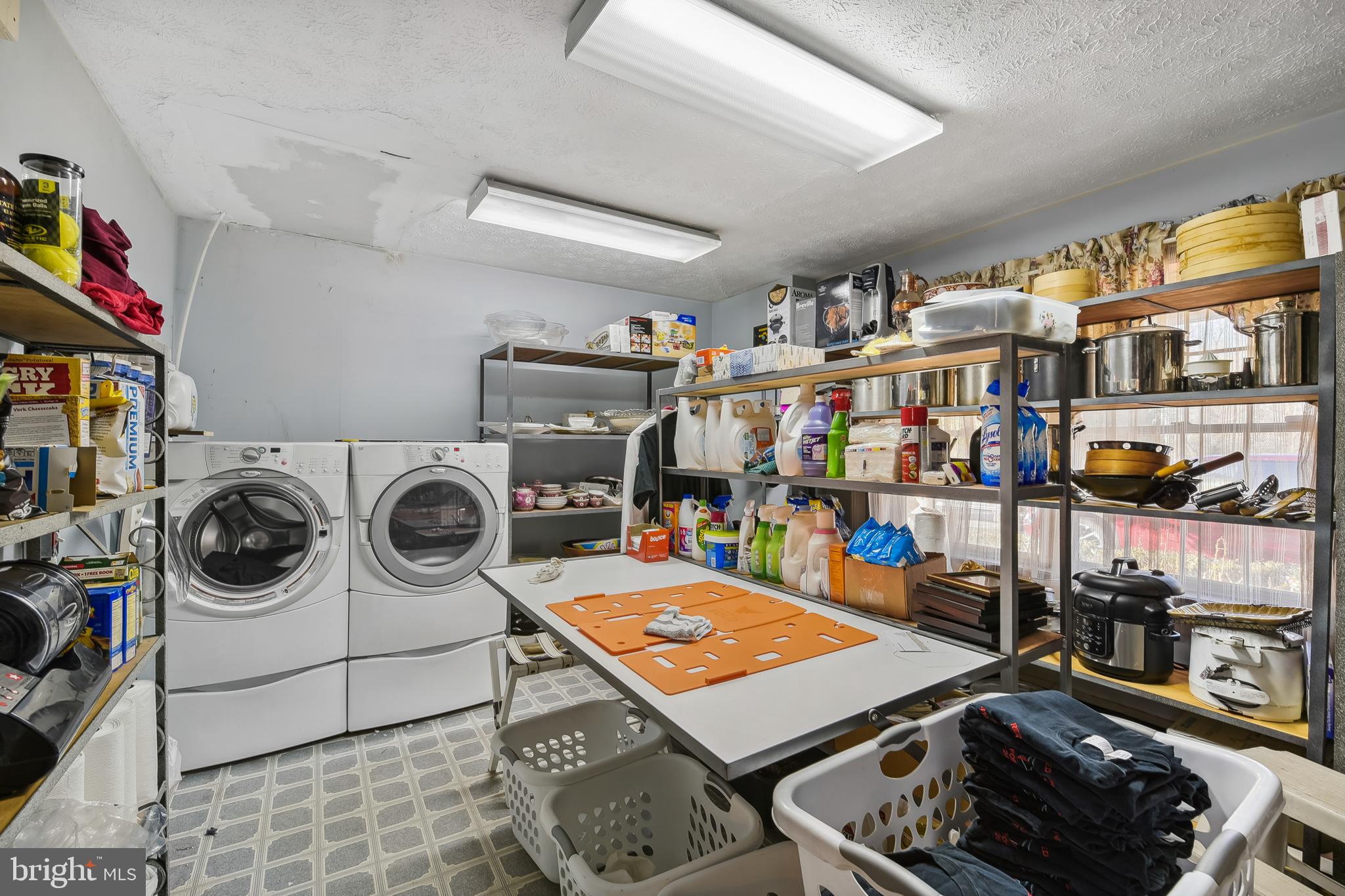 HANCES POINT - Residential