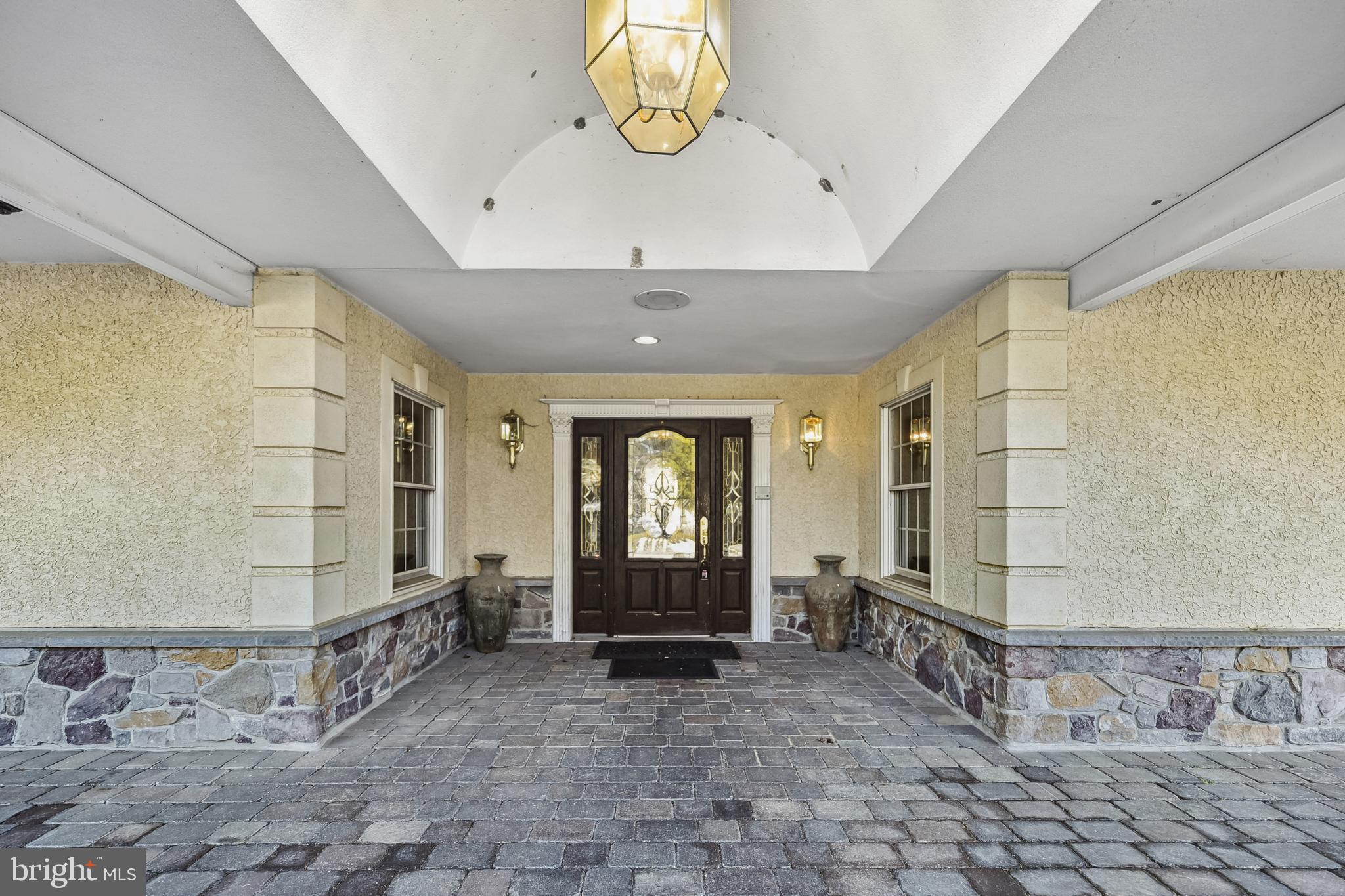 HANCES POINT - Residential