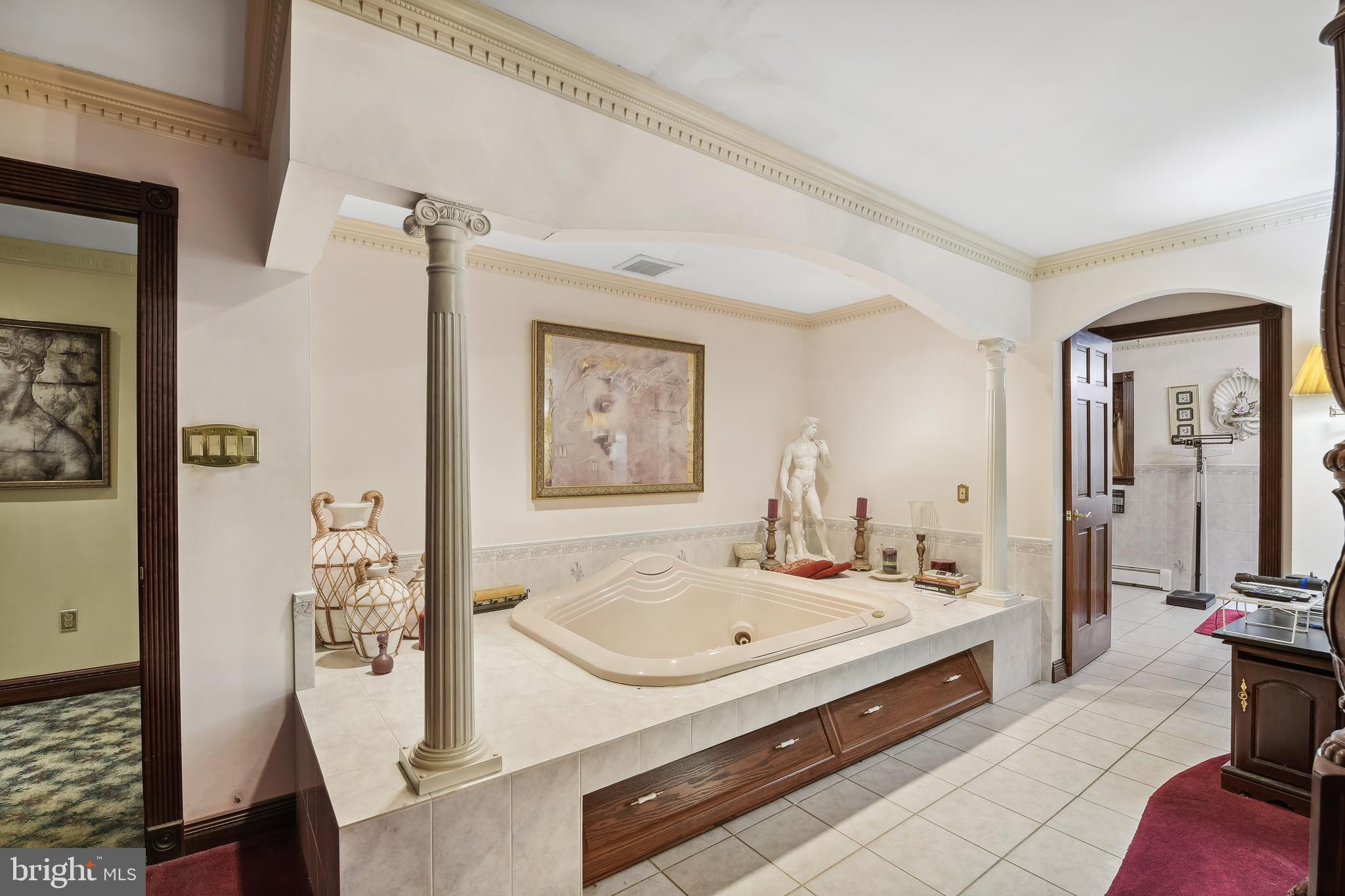 HANCES POINT - Residential