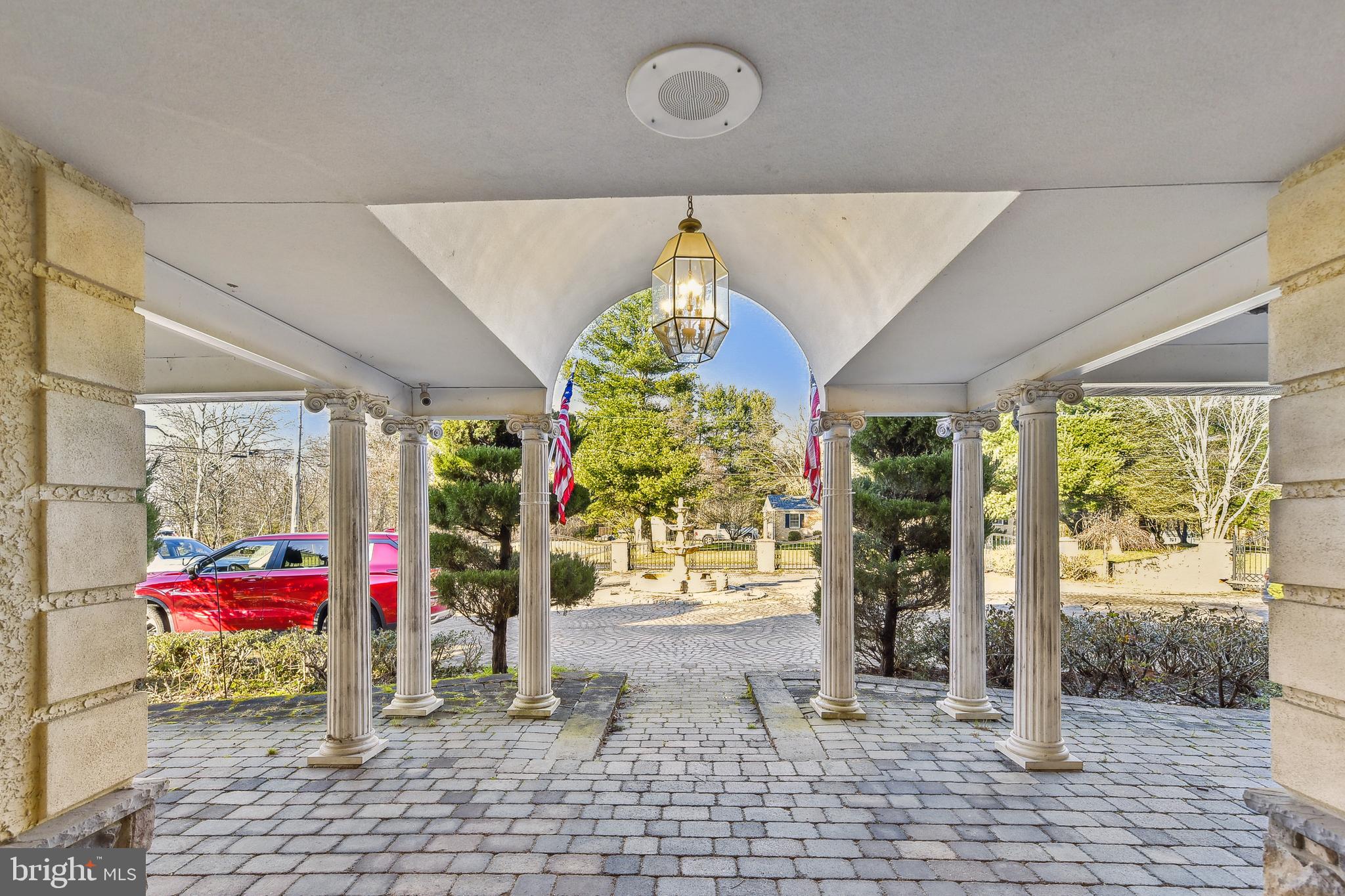 HANCES POINT - Residential