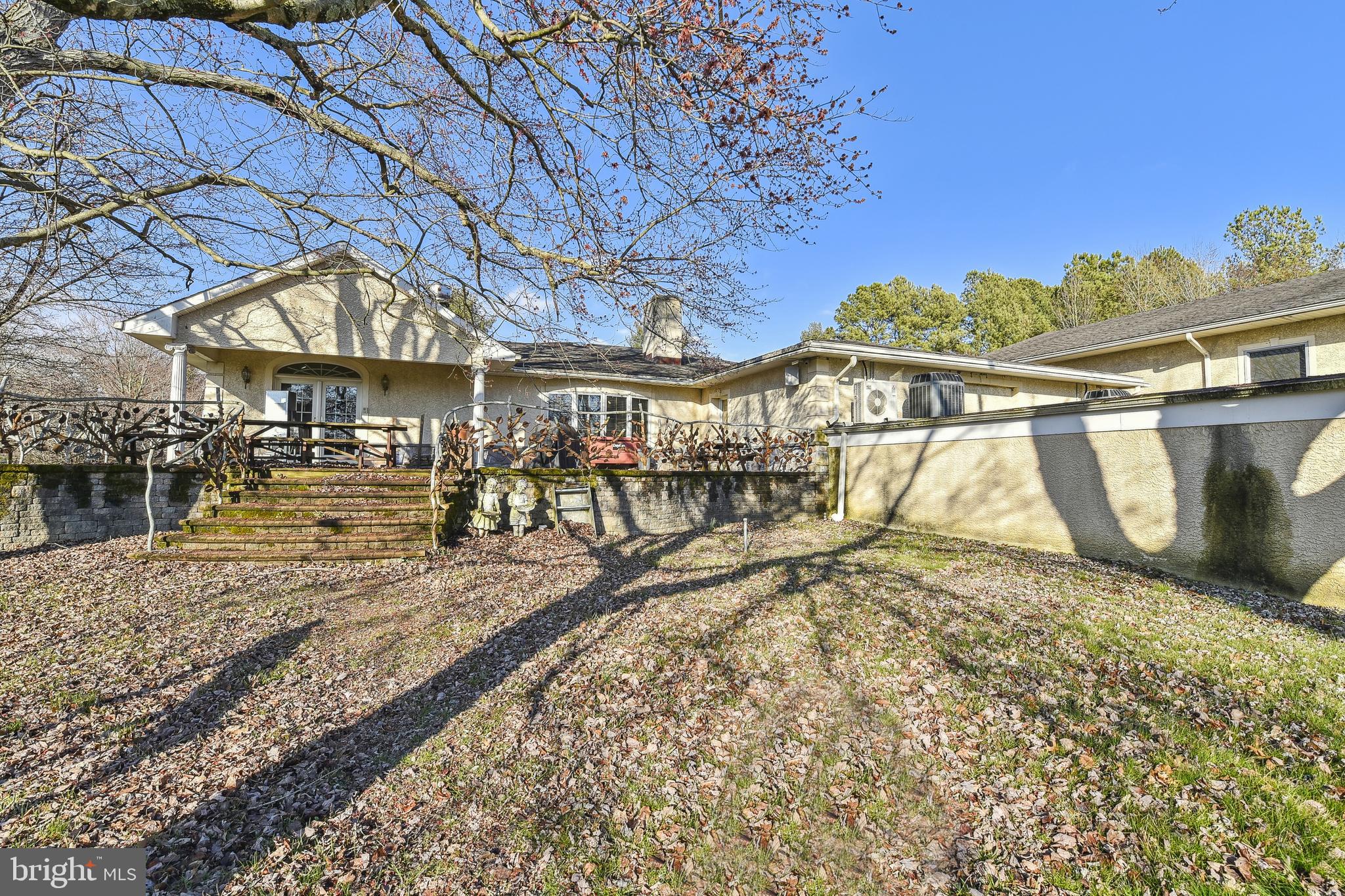 HANCES POINT - Residential