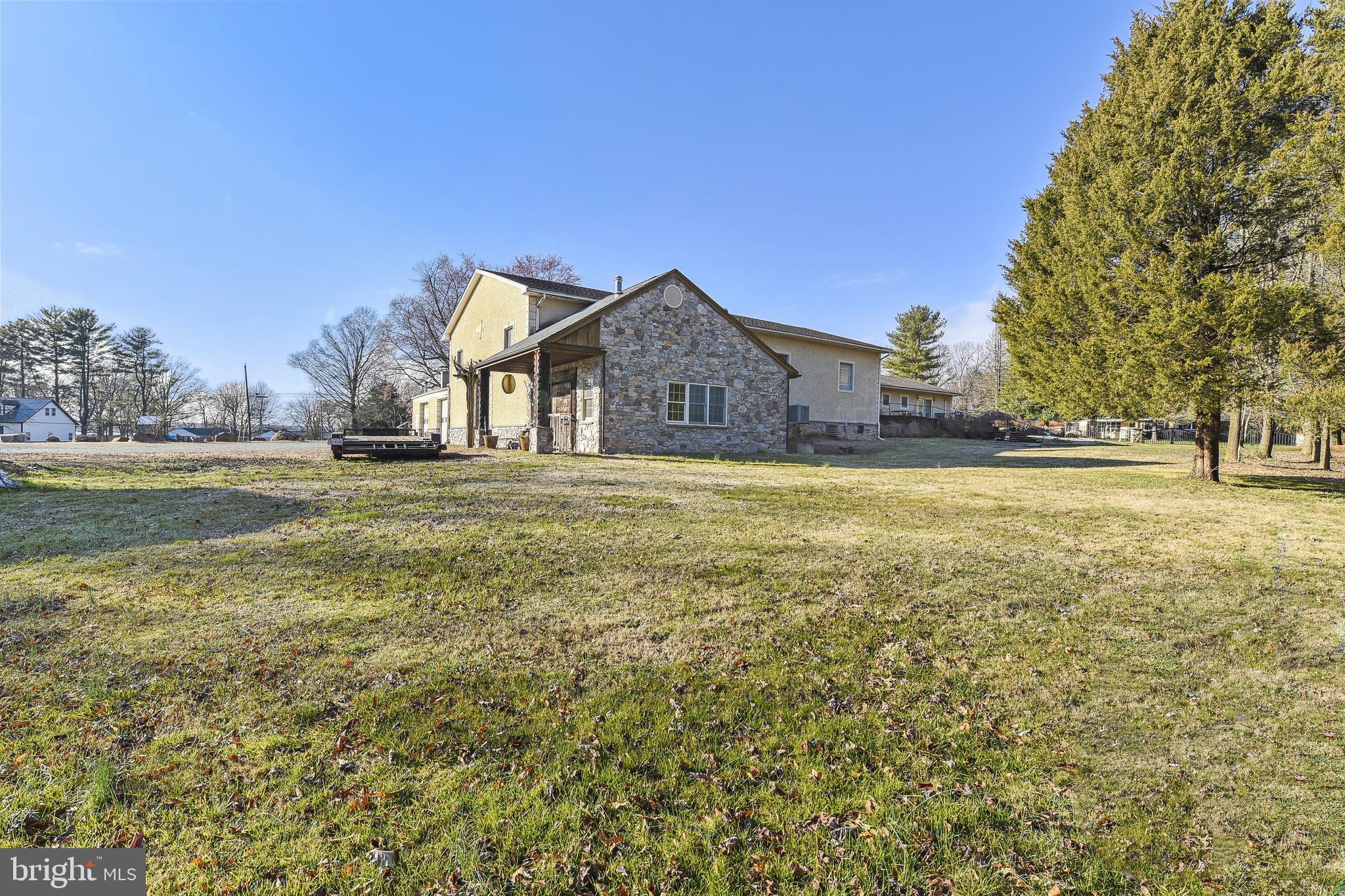 HANCES POINT - Residential