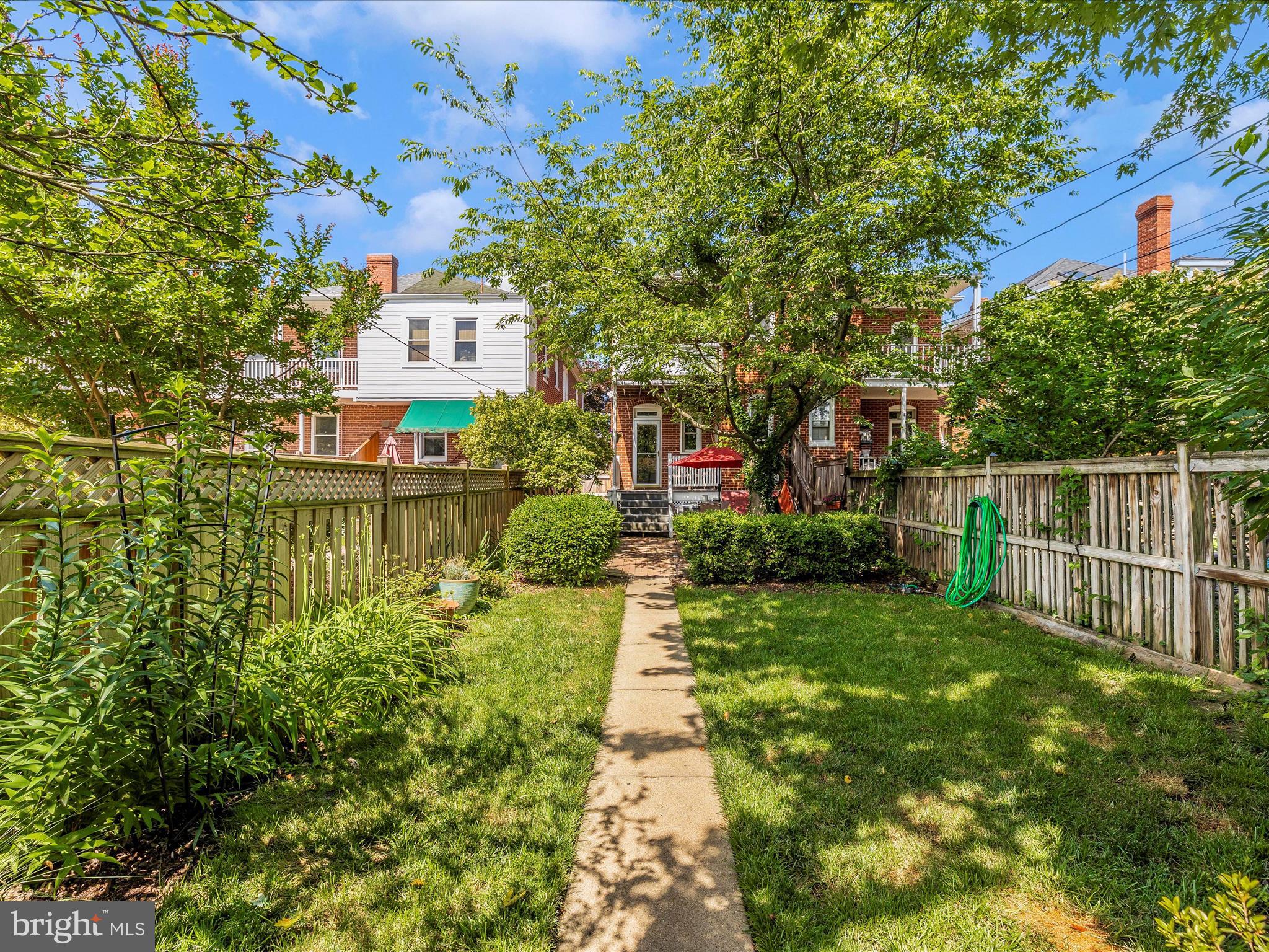 BAKER PARK - Residential