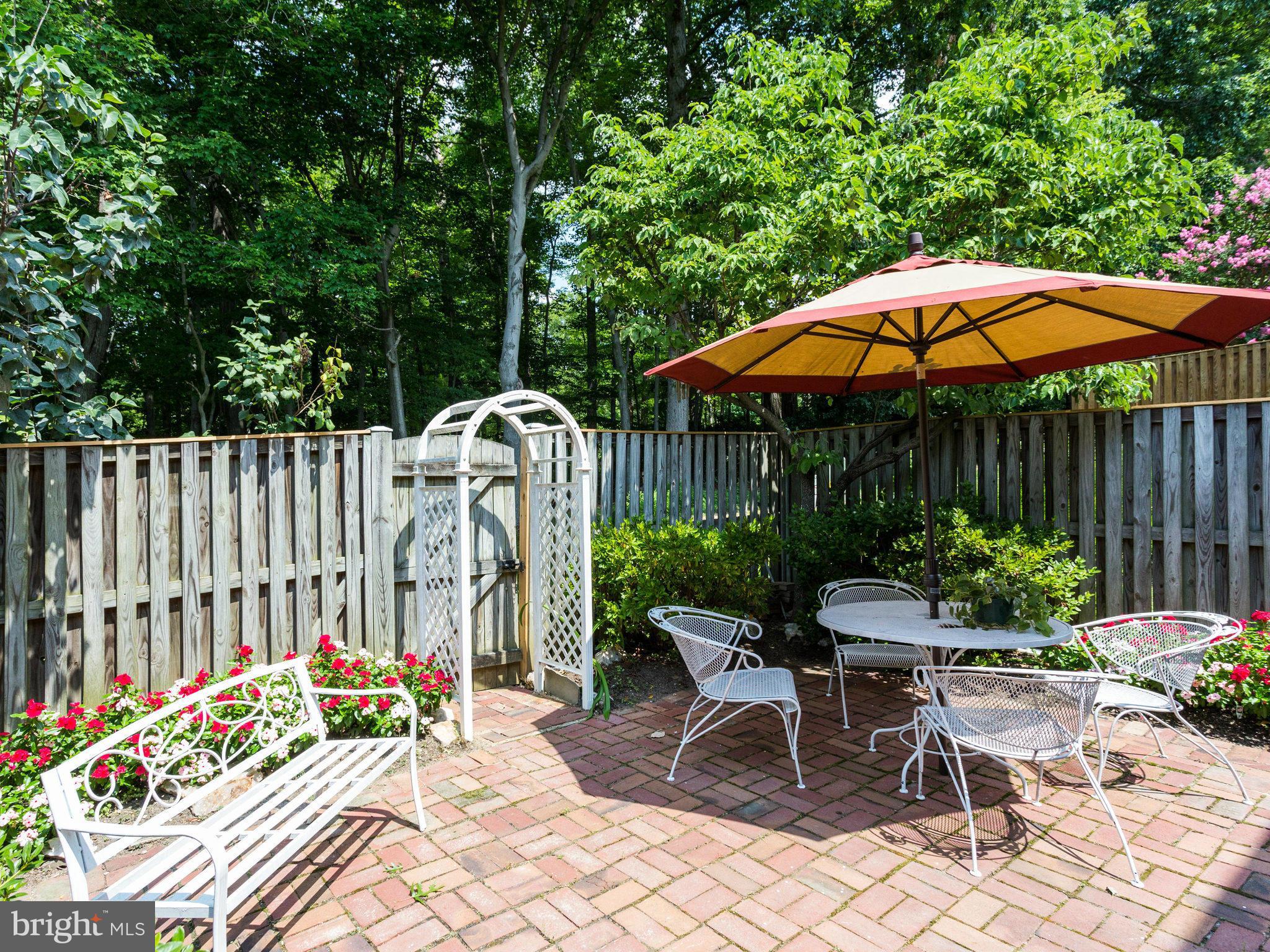 BETHELEN WOODS - Residential