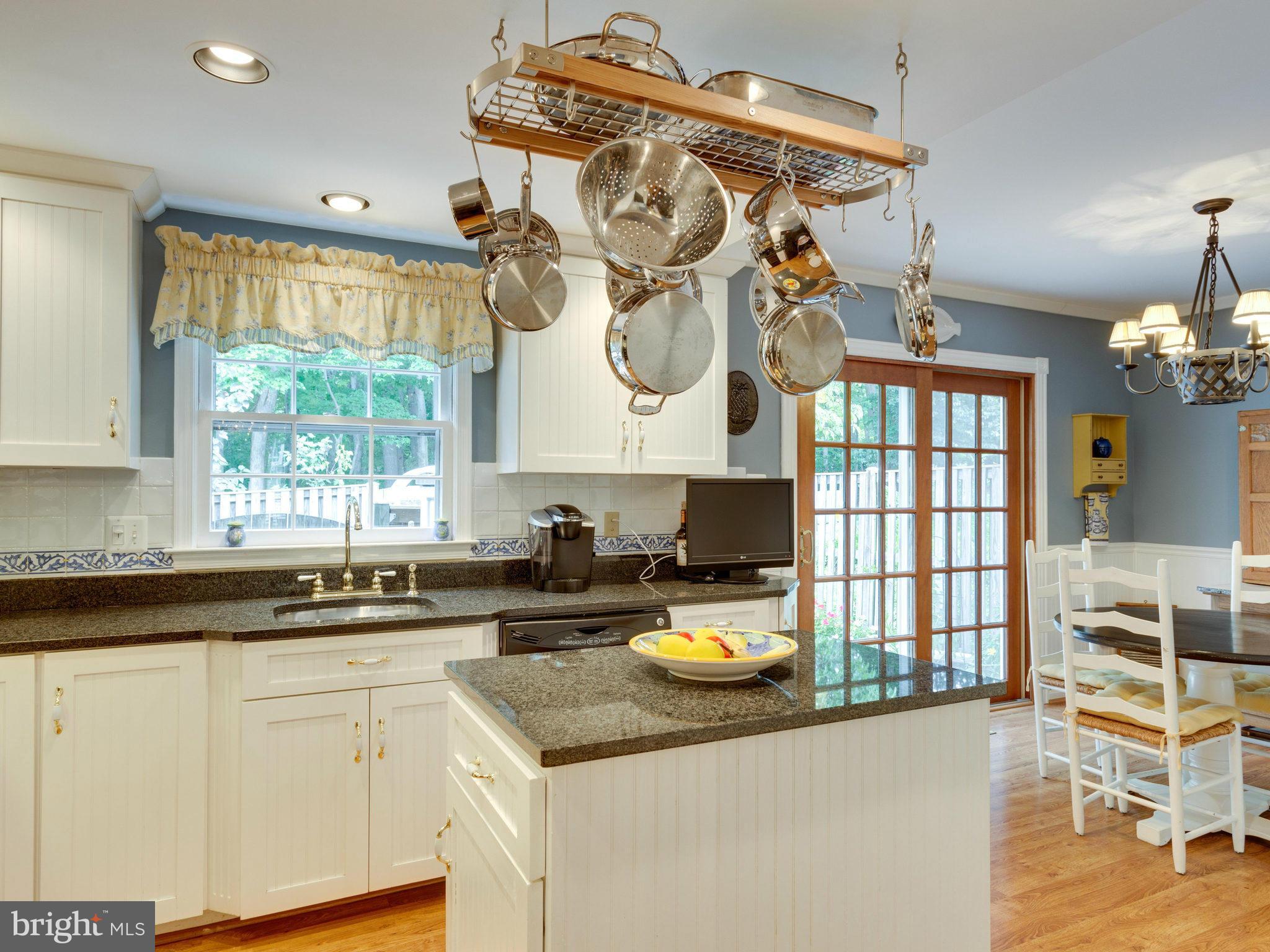 BETHELEN WOODS - Residential