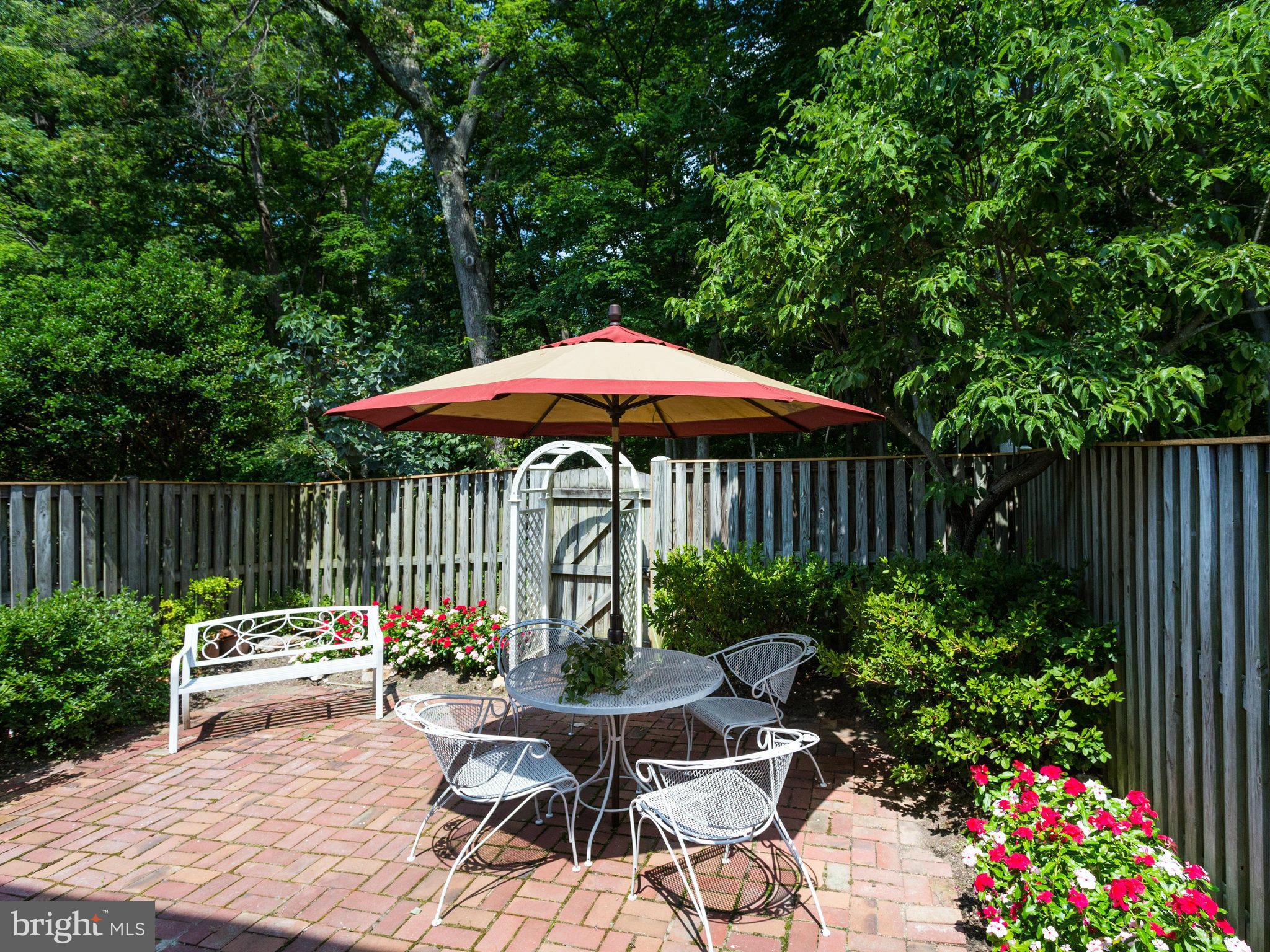 BETHELEN WOODS - Residential