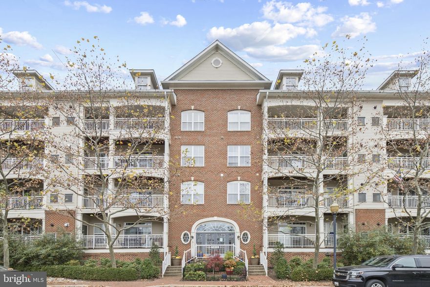 This charming two-bedroom, two-bathroom condo offers plenty of closet space and an abundance of natural light, thanks to its large windows. The upgraded kitchen features stainless steel appliances, including a recently updated gas range, granite countertops, and sleek new backsplash. Enjoy peace of mind with updated HVAC and LG washer and dryer. The living room boasts a cozy gas fireplace and plank flooring throughout.
Additional updates include Huber Optic film on windows, a new water heater, upgraded light fixtures, kitchen hardware, and motorized blackout shades in the master bedroom. The primary bath has been thoughtfully updated with new hardware and lighting, while the second bath features modern wallpaper and hardware.
Relax on your private balcony overlooking the peaceful courtyard. This unit also includes one garage parking space and a storage unit for added convenience. Plus, you’ll enjoy all the amenities Cameron Station has to offer!