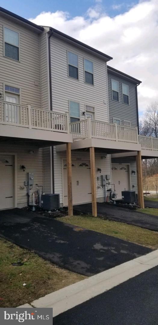 PARKSIDE - Residential Lease