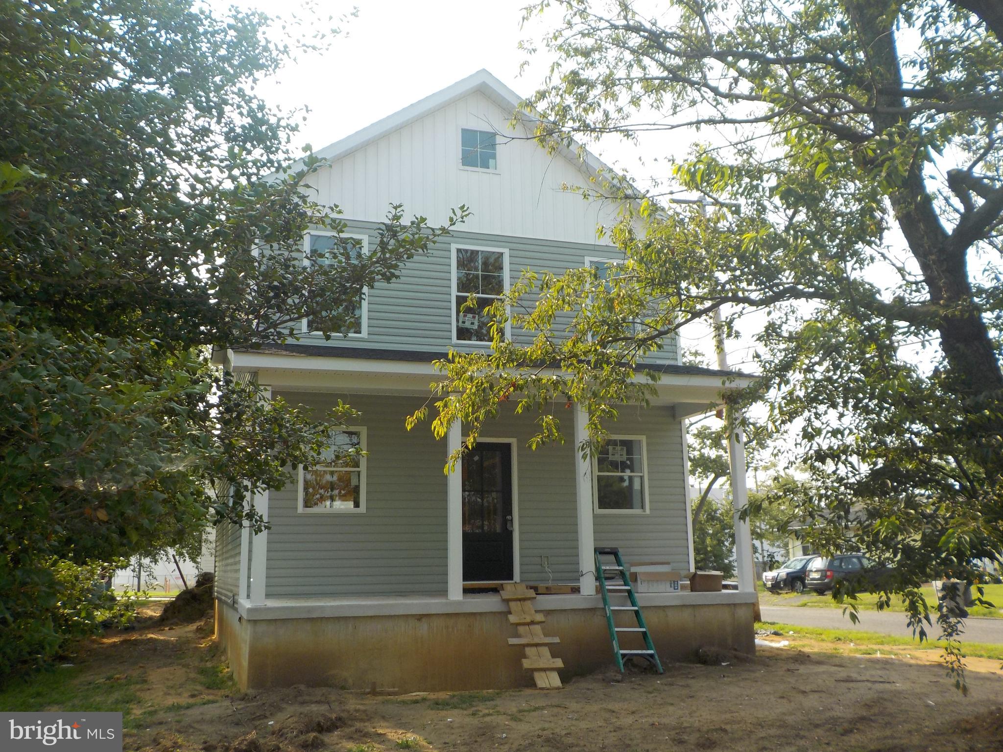 300 LINCOLN AVENUE