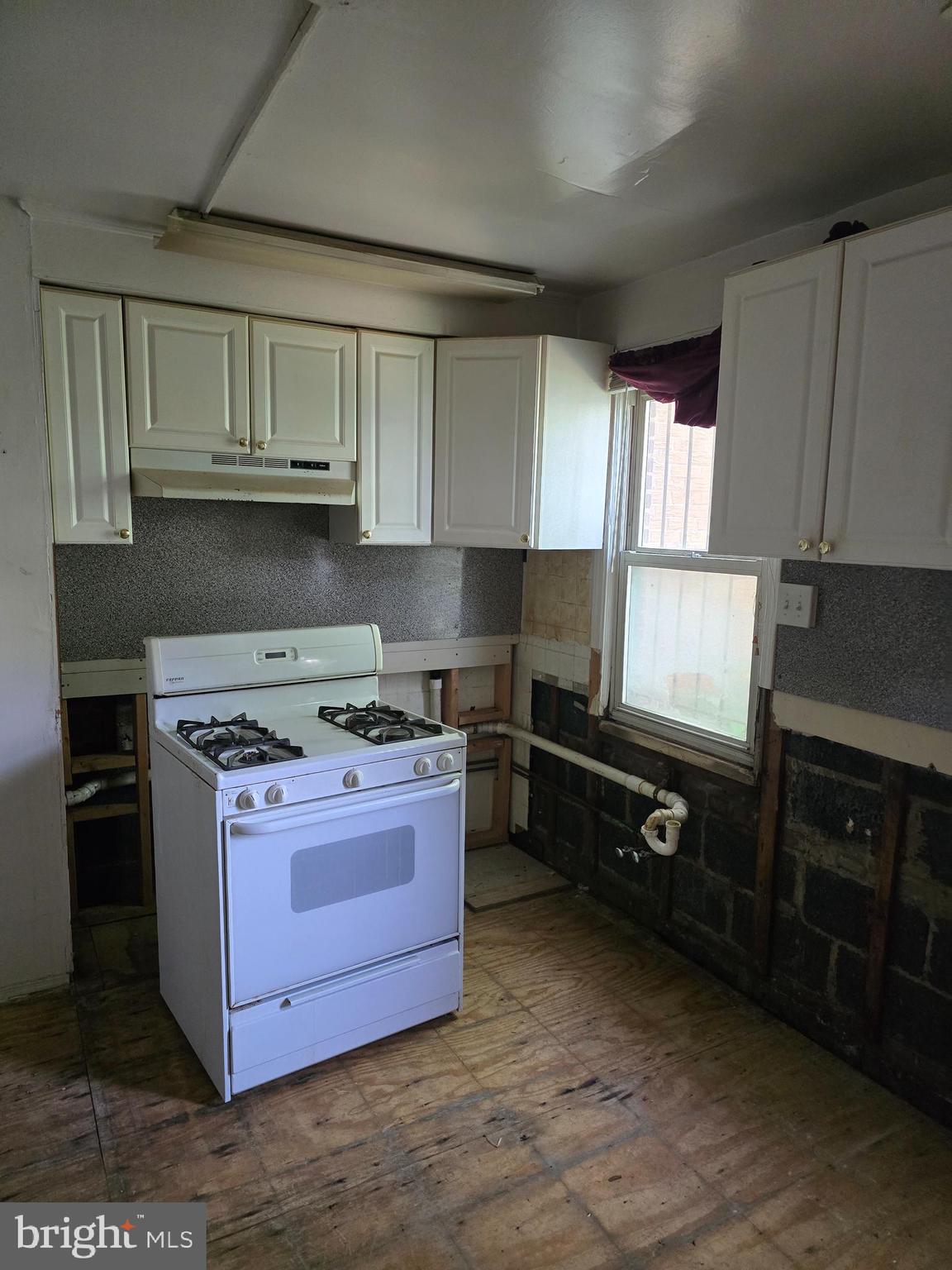 812 DIVISION AVENUE NE