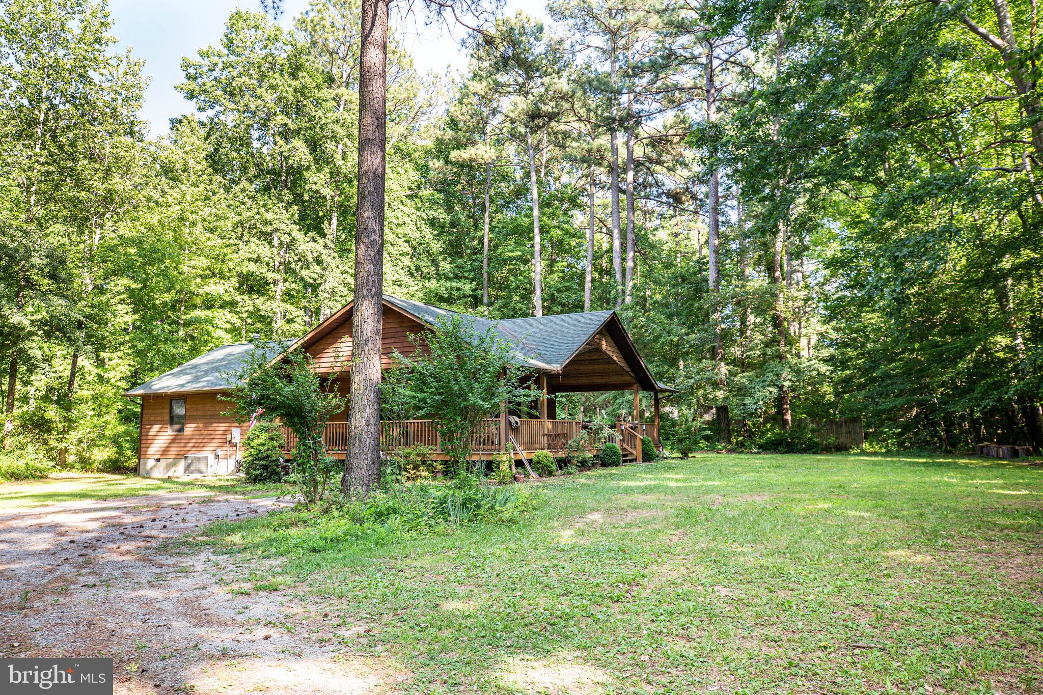 CAROLINE PINES - Residential