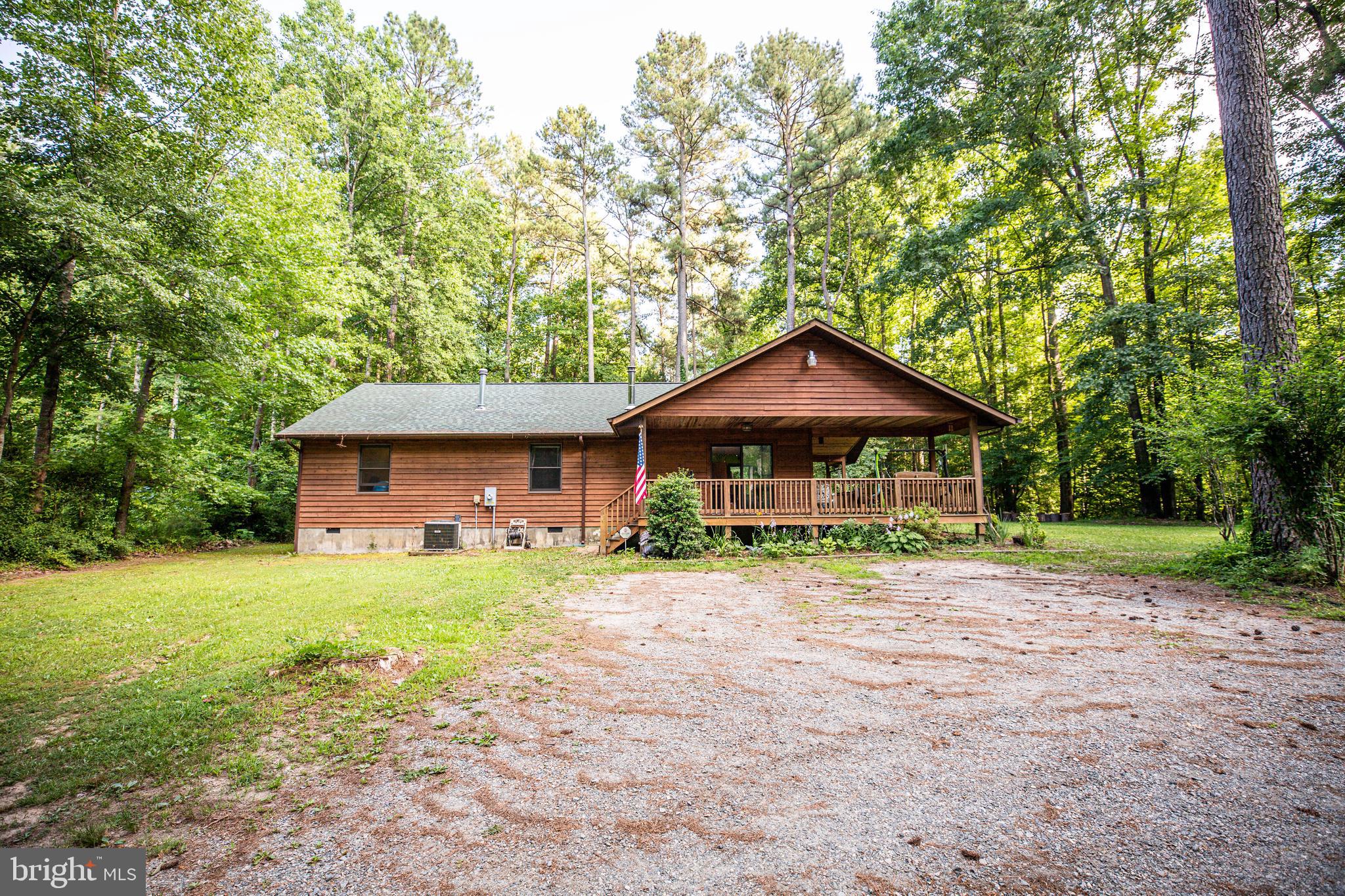 CAROLINE PINES - Residential