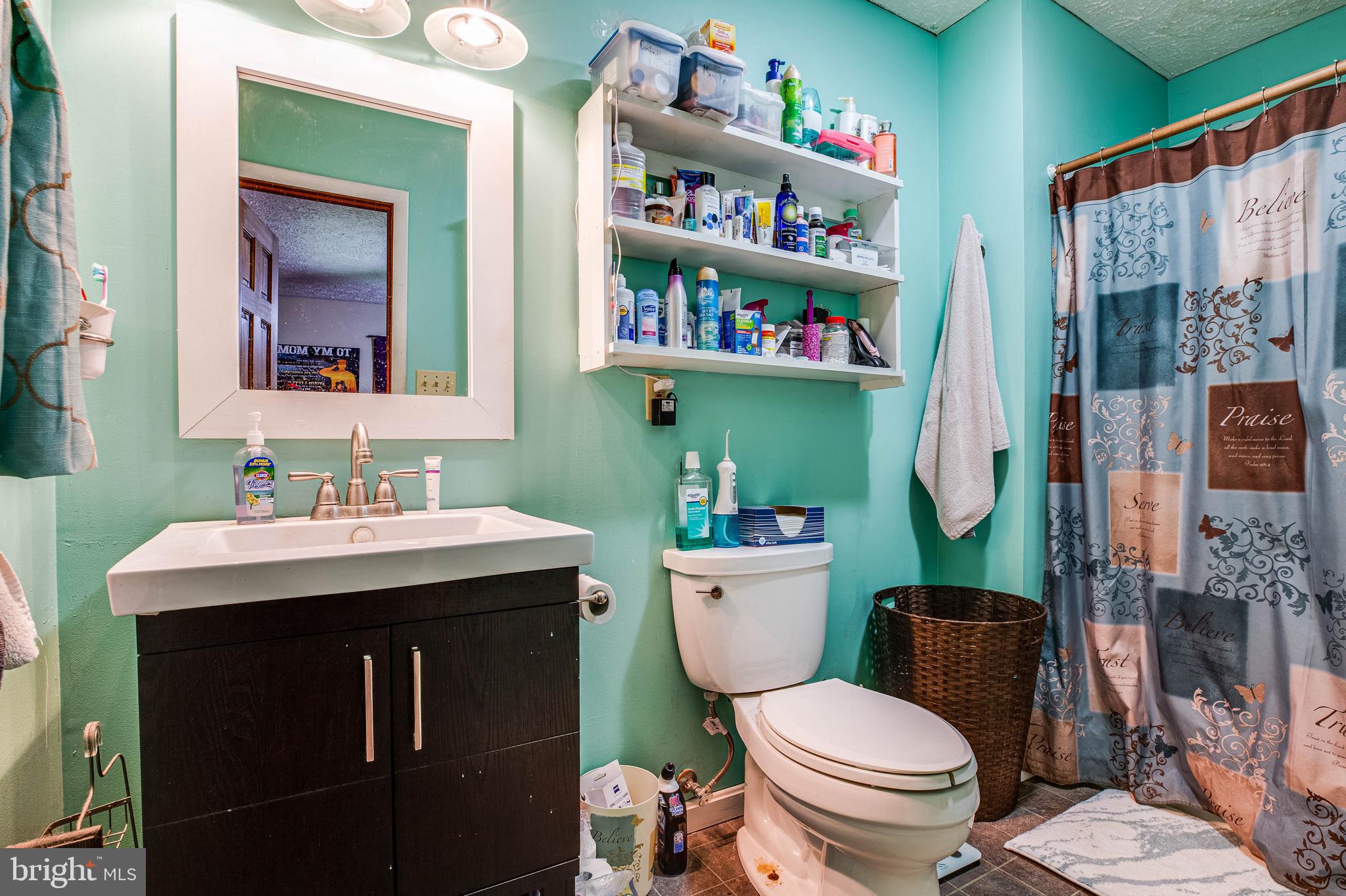 CAROLINE PINES - Residential