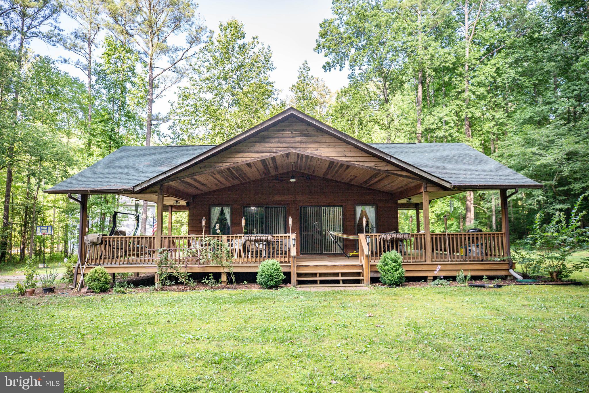 CAROLINE PINES - Residential