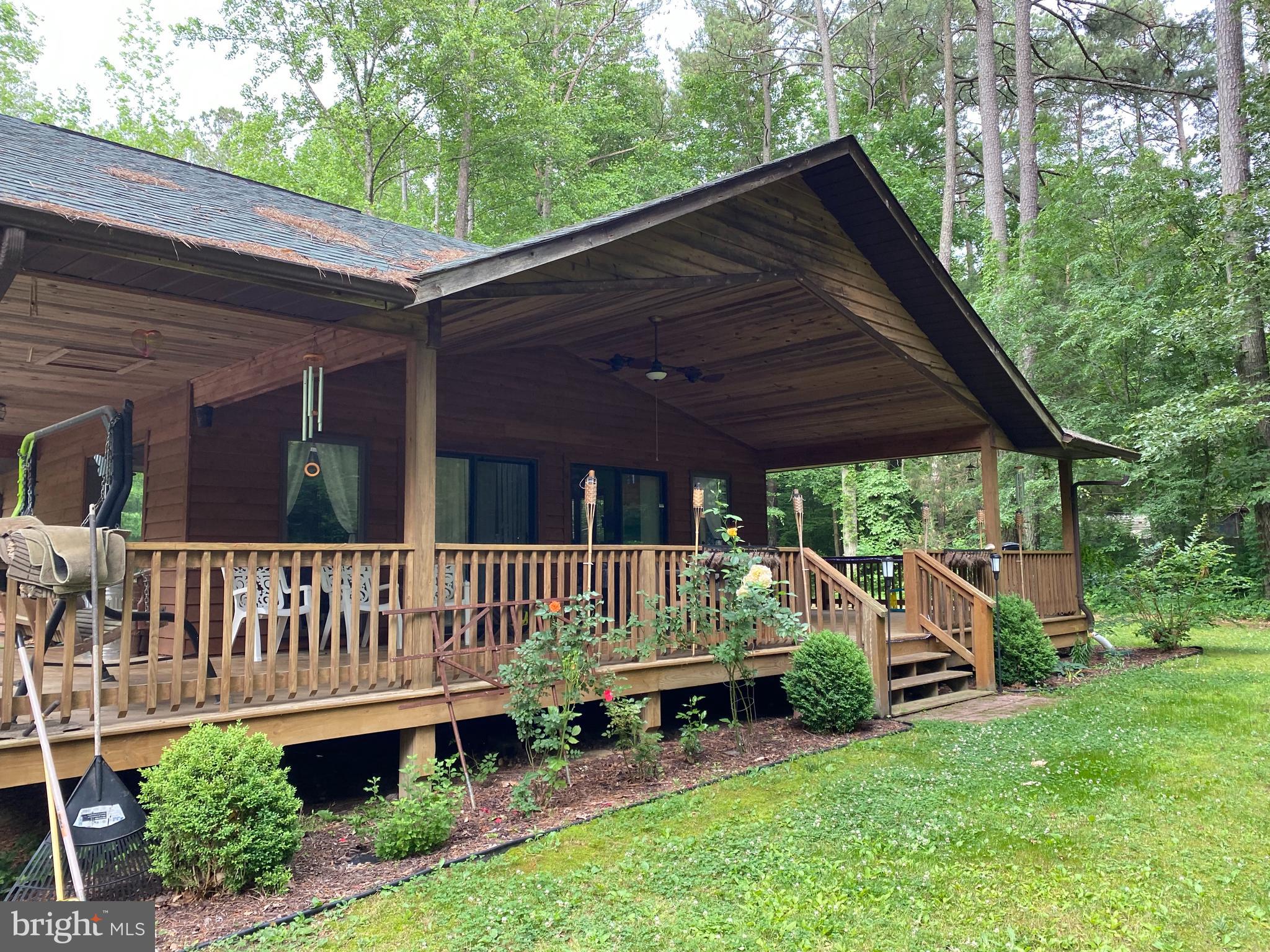 CAROLINE PINES - Residential