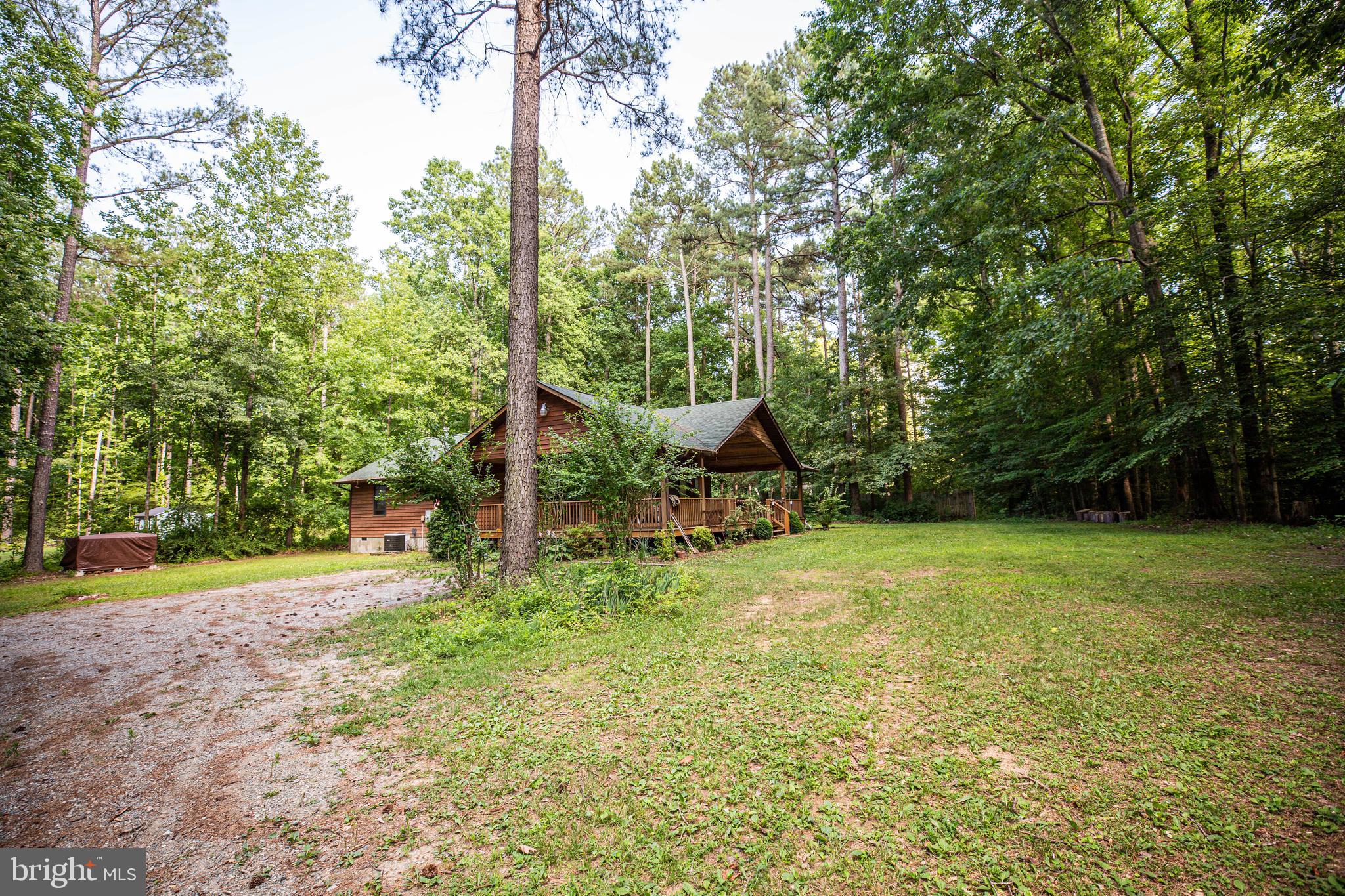 CAROLINE PINES - Residential