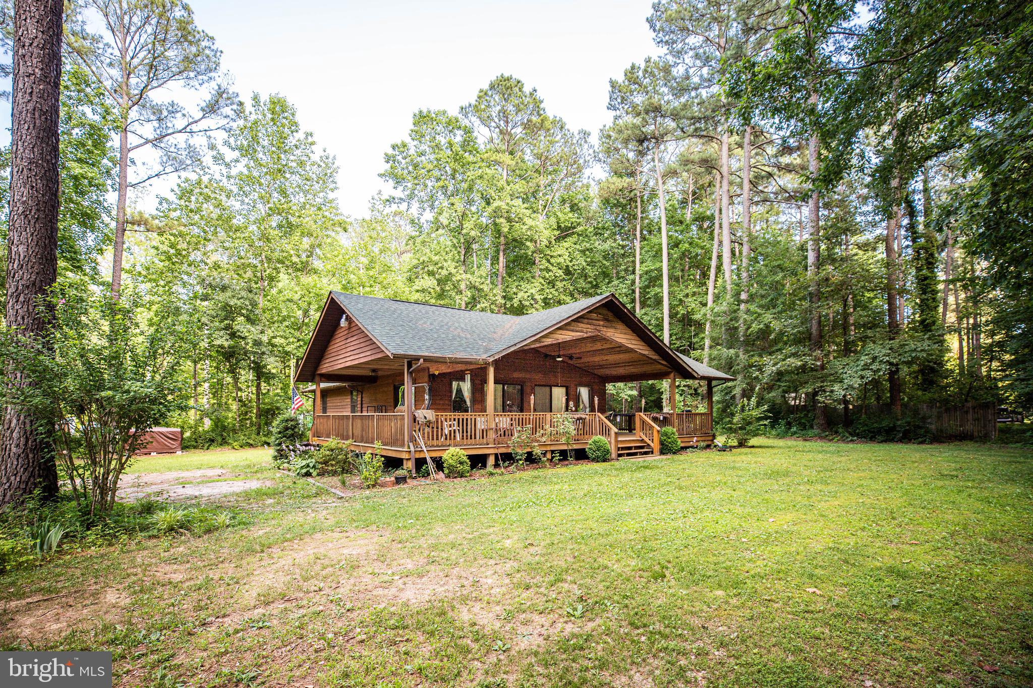 CAROLINE PINES - Residential