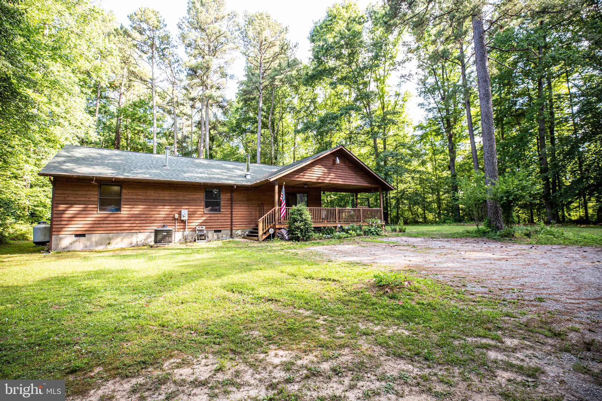 CAROLINE PINES - Residential