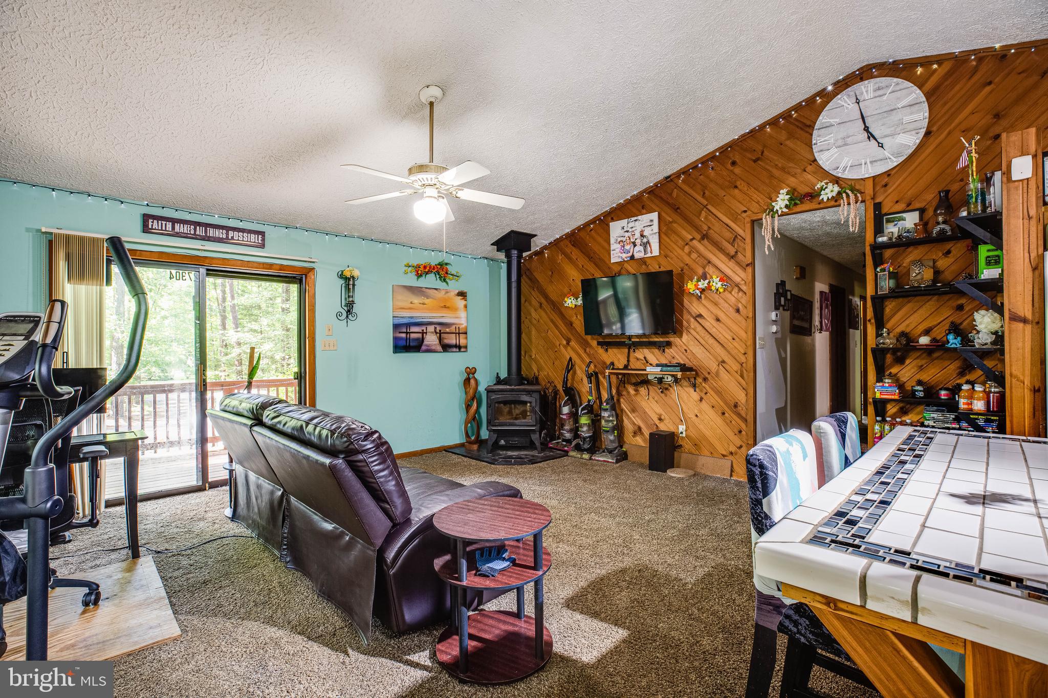 CAROLINE PINES - Residential