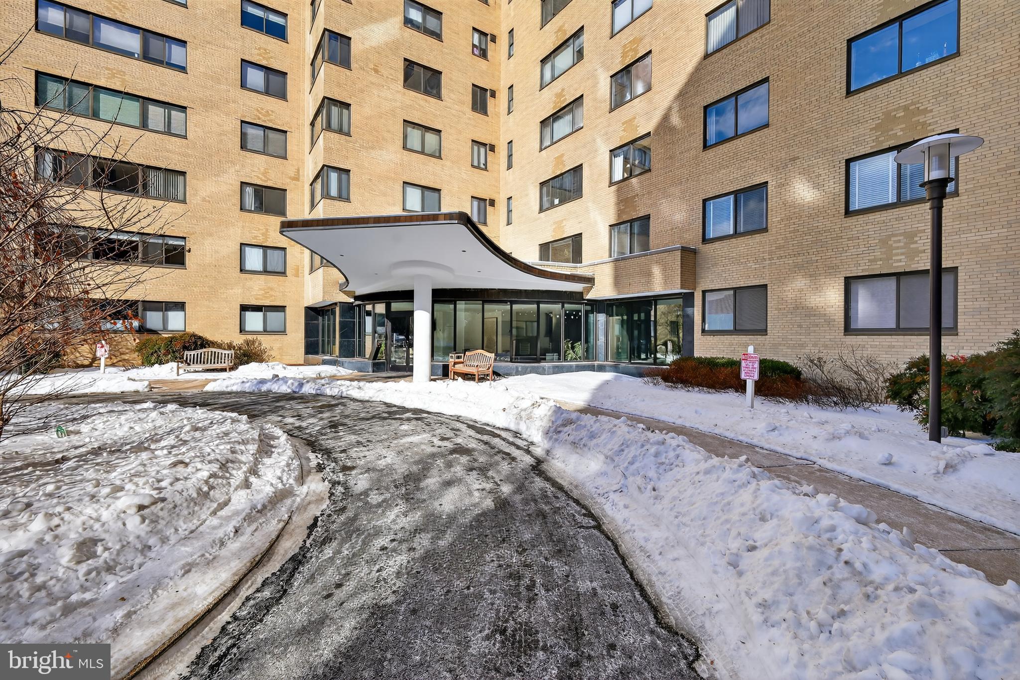 3701 CONNECTICUT AVENUE NW 233