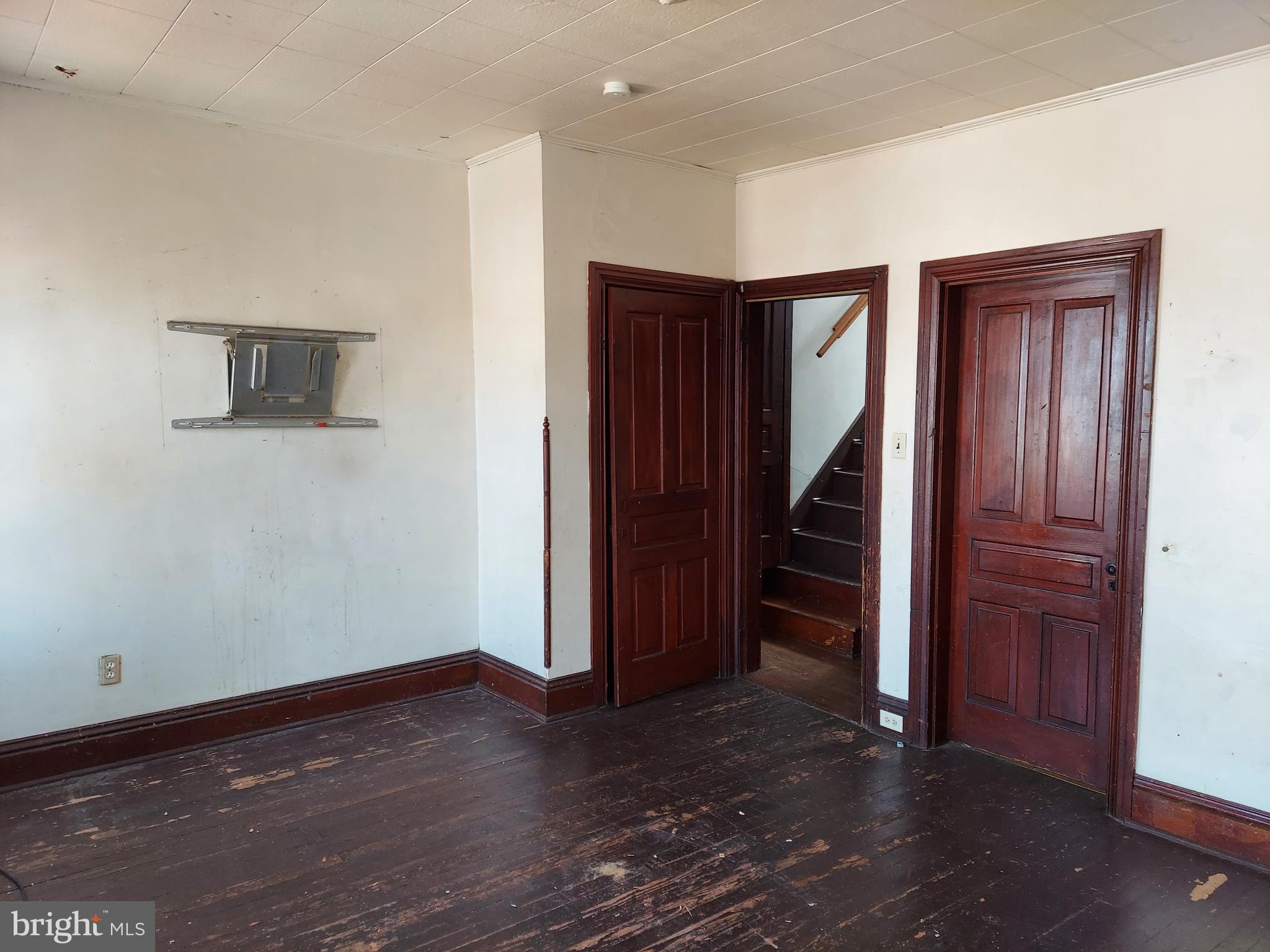 WEST YORK BORO - Residential Income