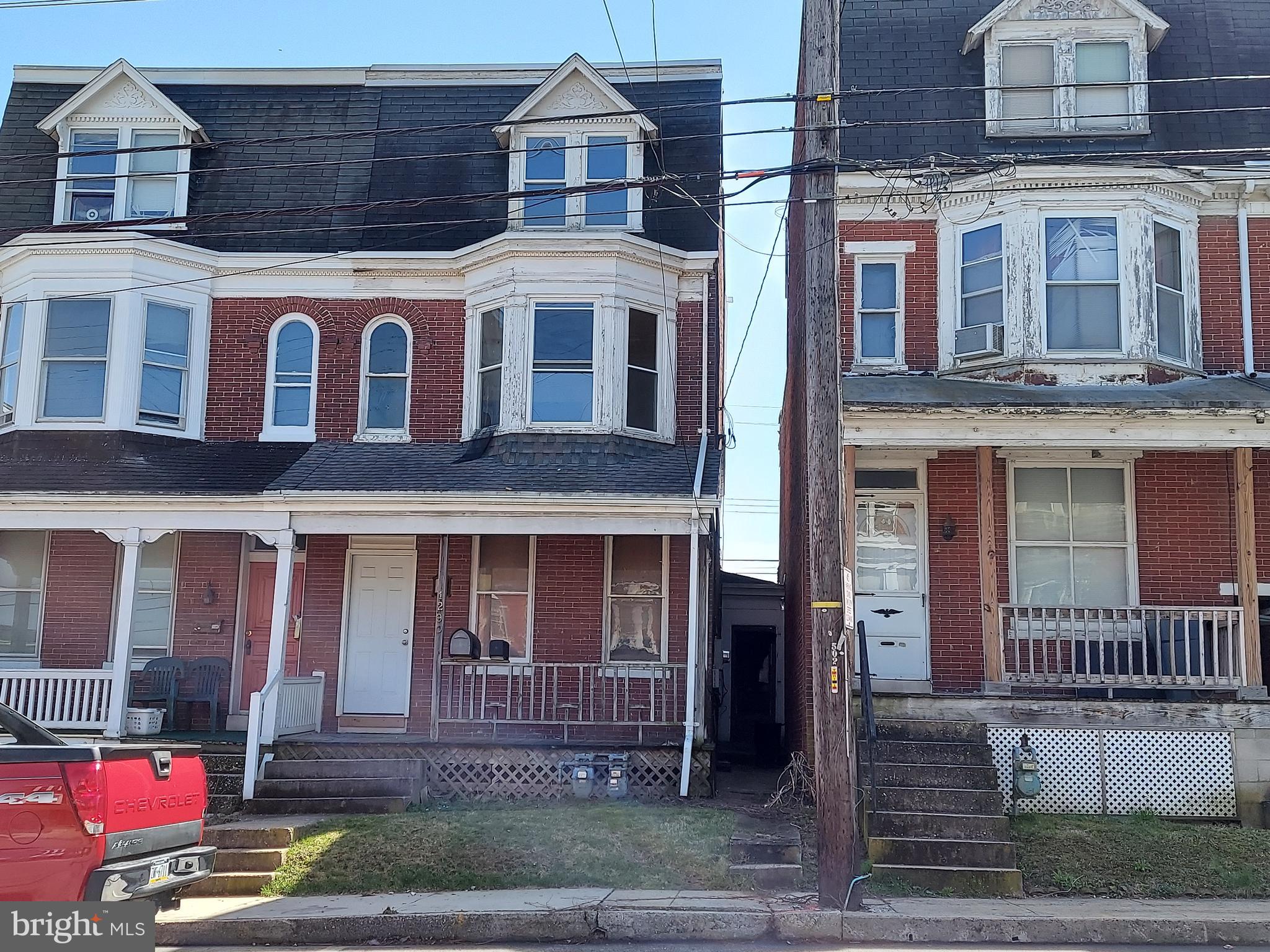 WEST YORK BORO - Residential Income